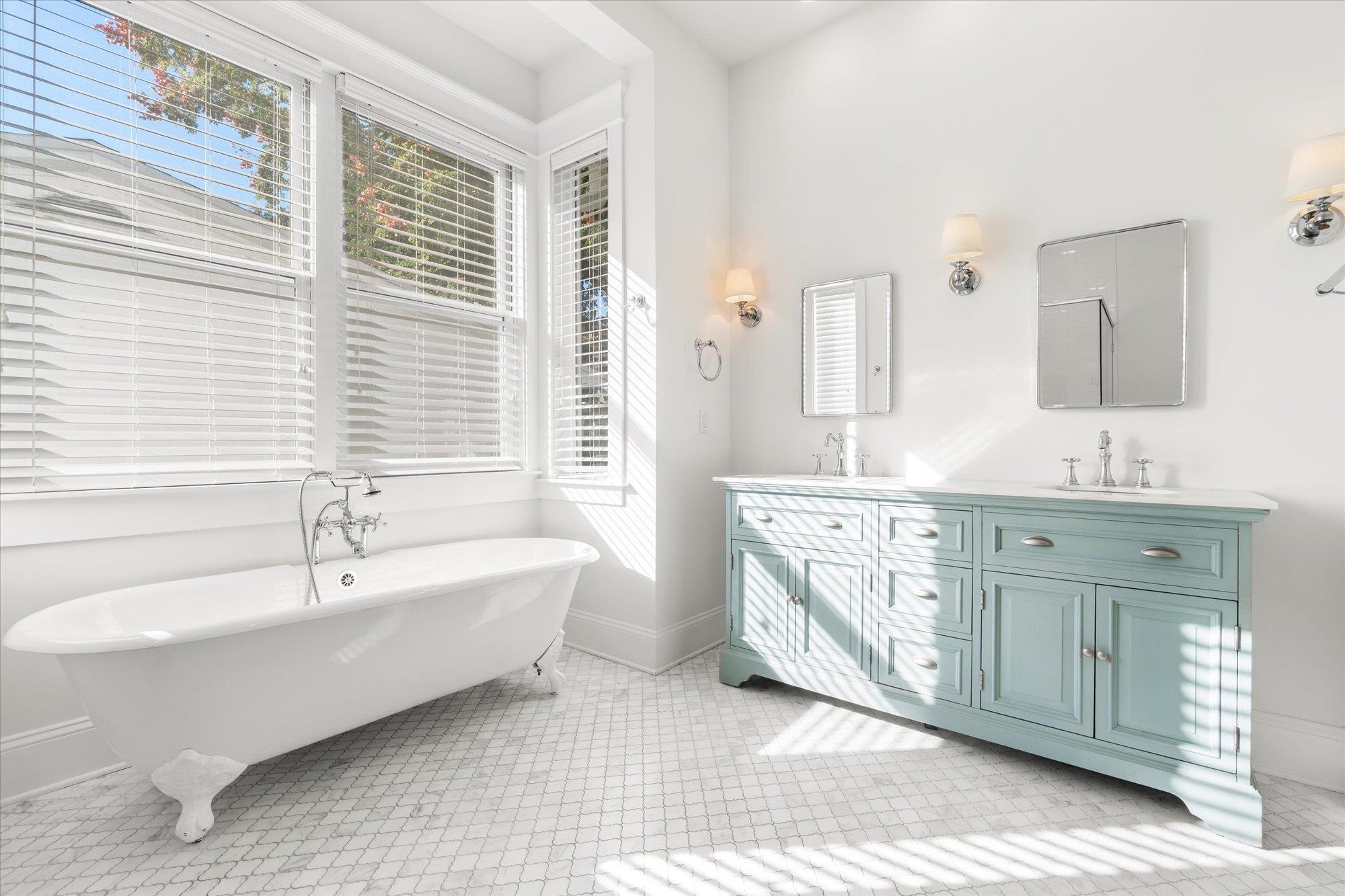 Image 45 of 87 For 31 Cincinnati Avenue