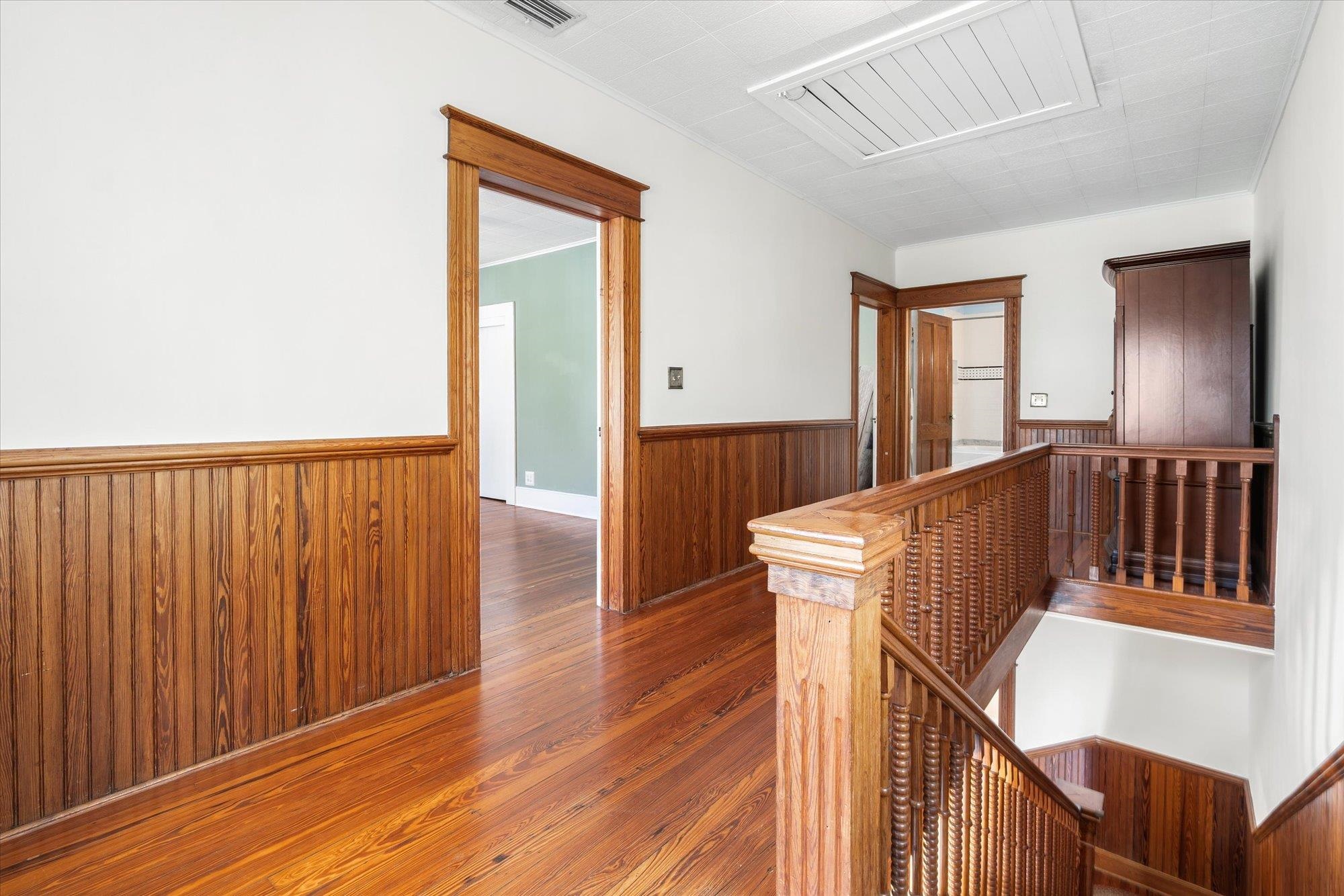 Image 47 of 87 For 31 Cincinnati Avenue