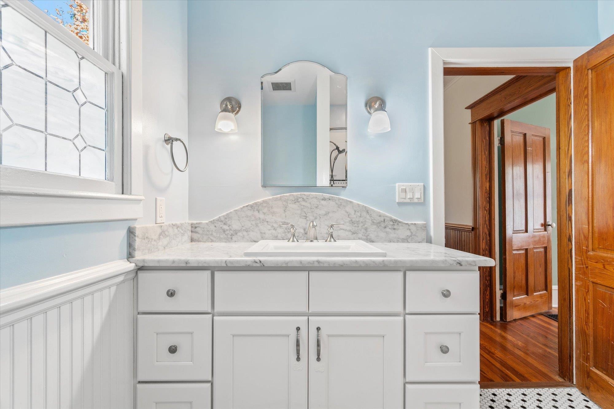 Image 53 of 87 For 31 Cincinnati Avenue