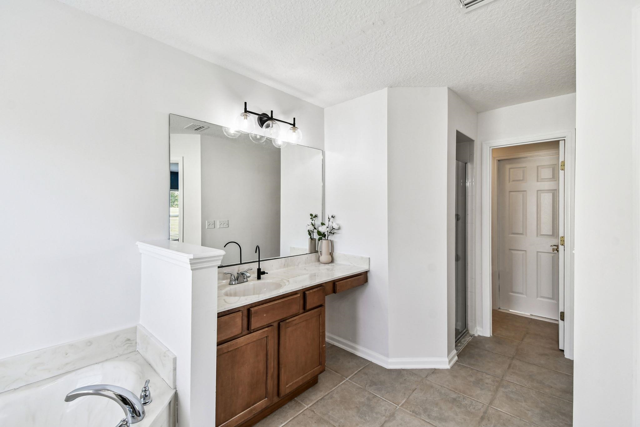 Image 20 of 55 For 780 Blackmoor Gate Ln