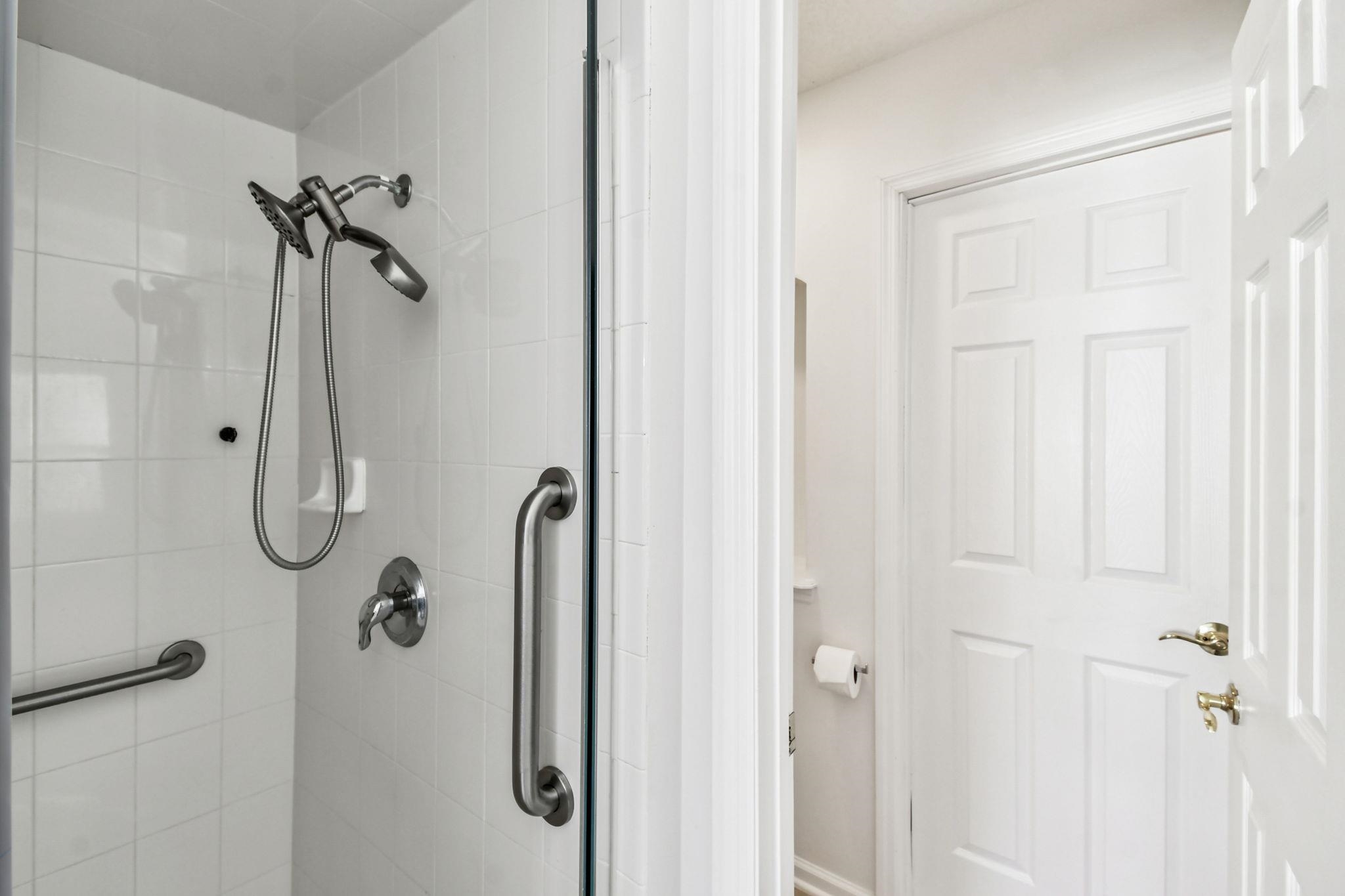 Image 21 of 55 For 780 Blackmoor Gate Ln