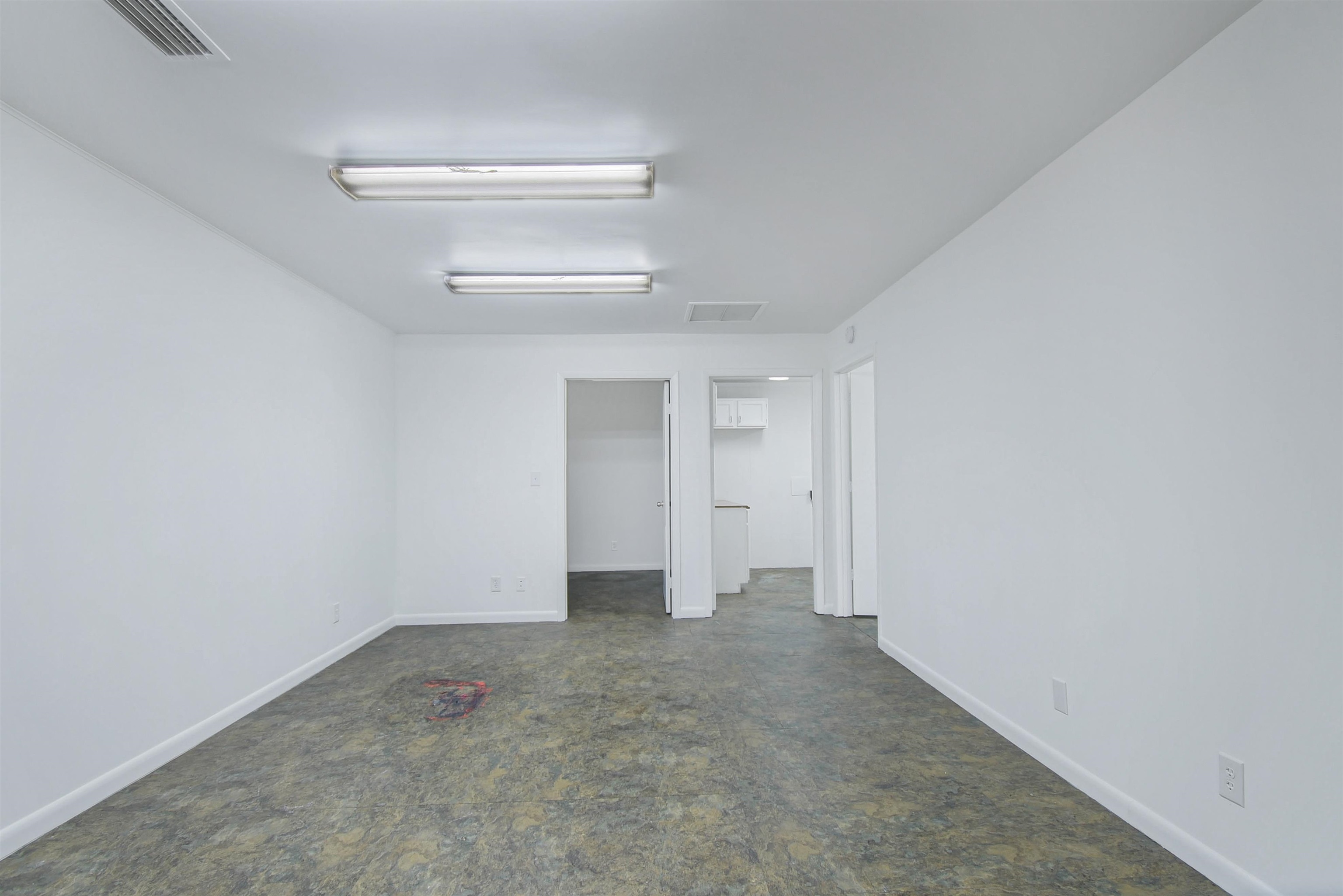 Image 11 of 29 For 1873 Everlee Rd