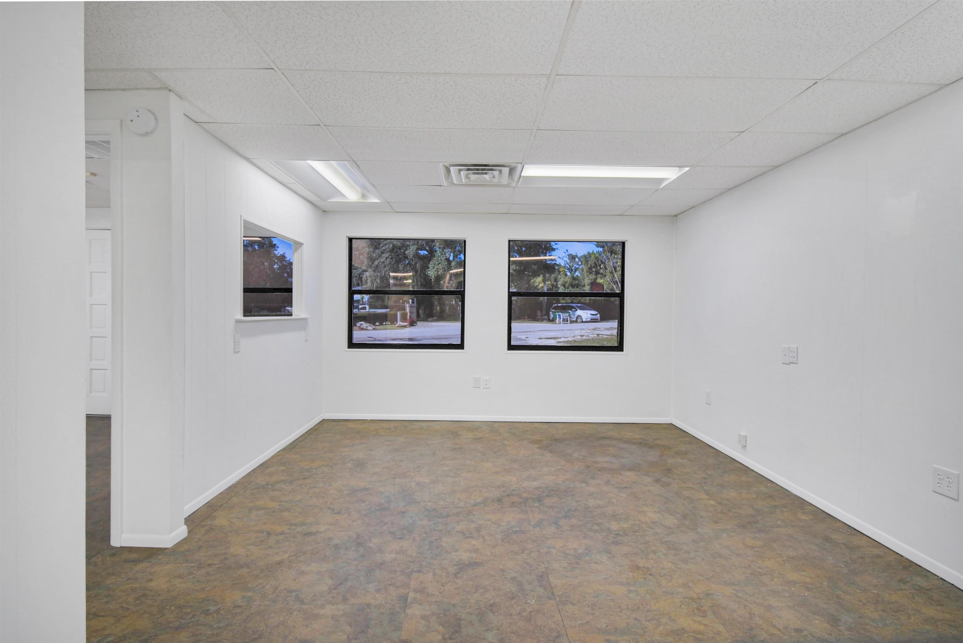 Image 6 of 29 For 1873 Everlee Rd