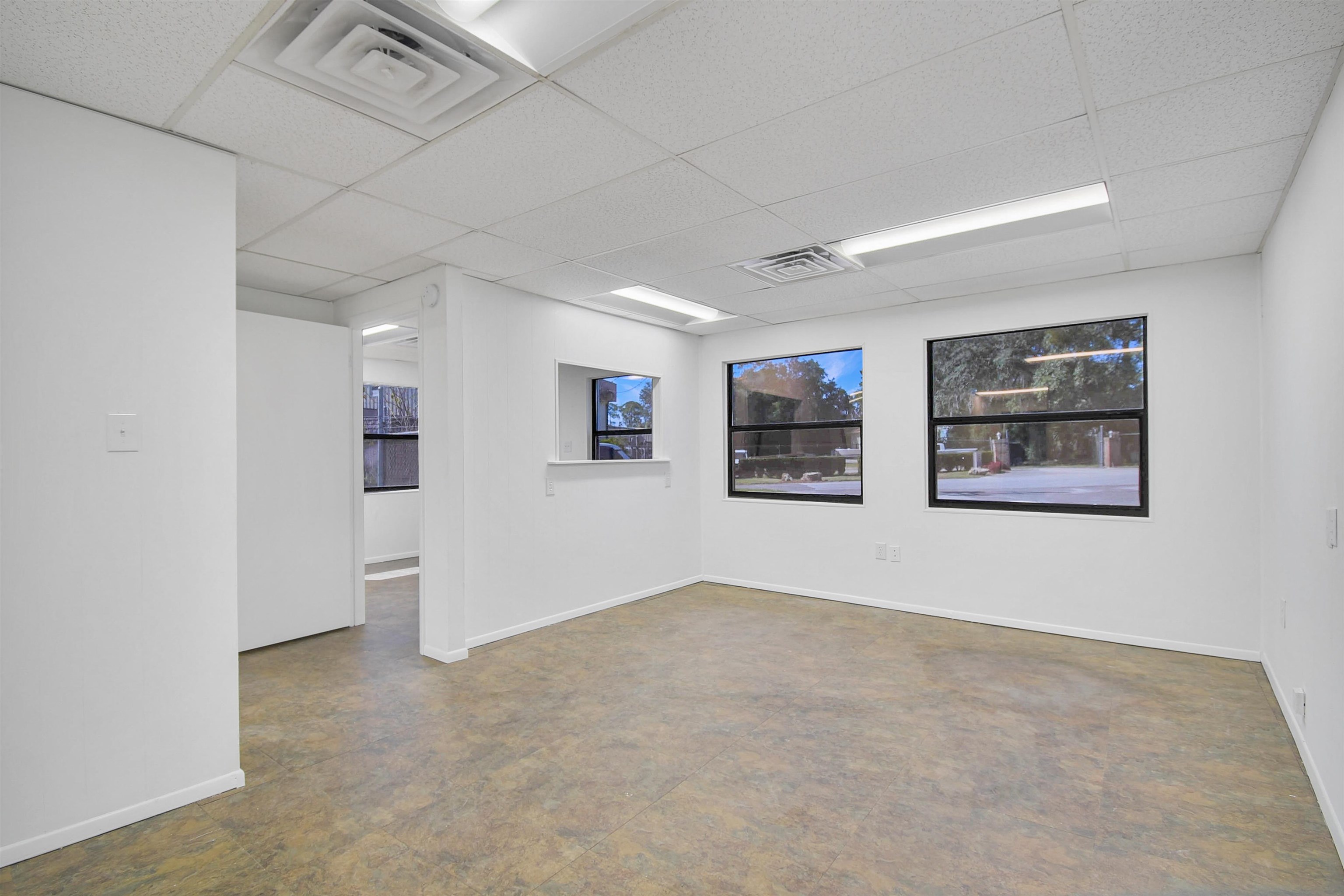 Image 7 of 29 For 1873 Everlee Rd