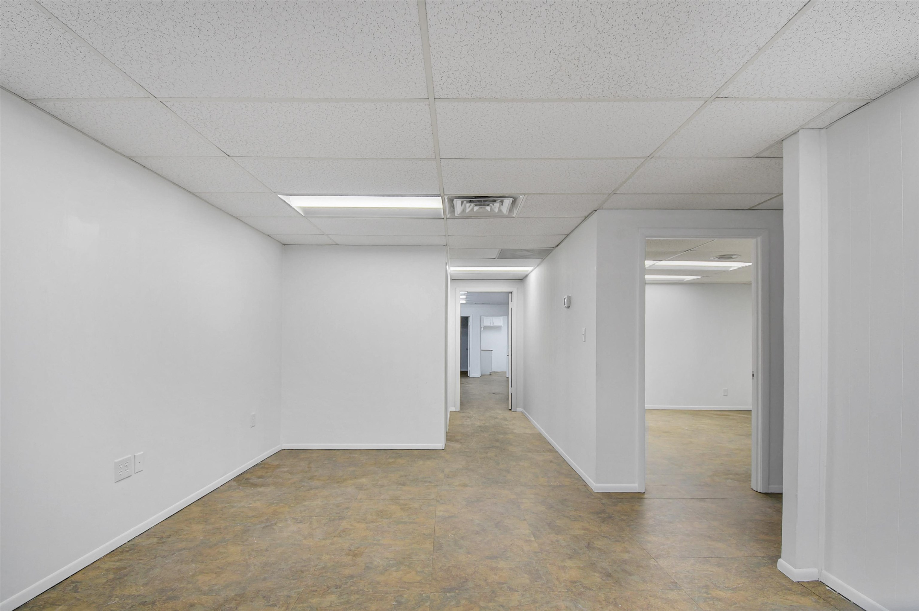 Image 8 of 29 For 1873 Everlee Rd