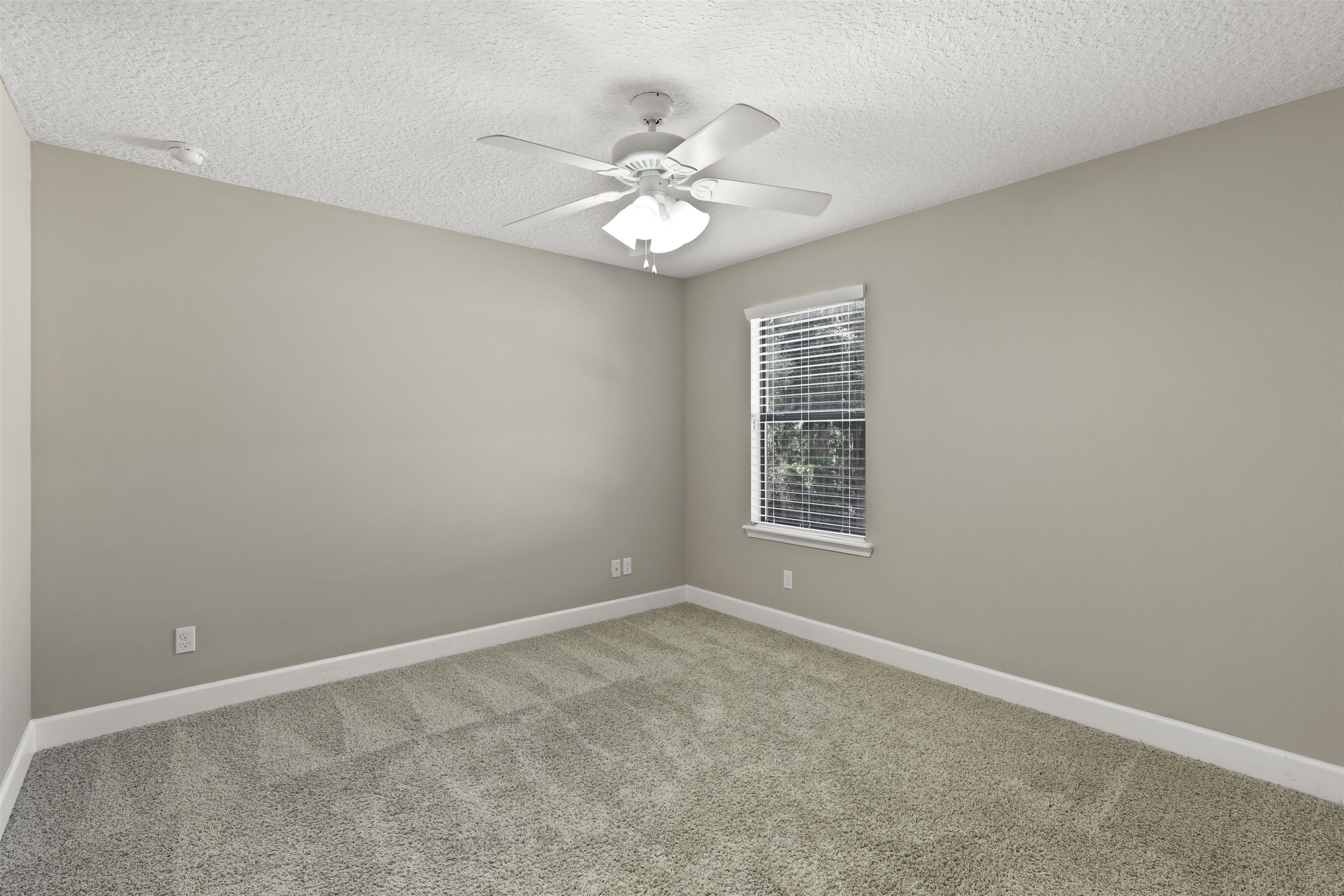 Image 38 of 76 For 4902 Boat Landing Dr