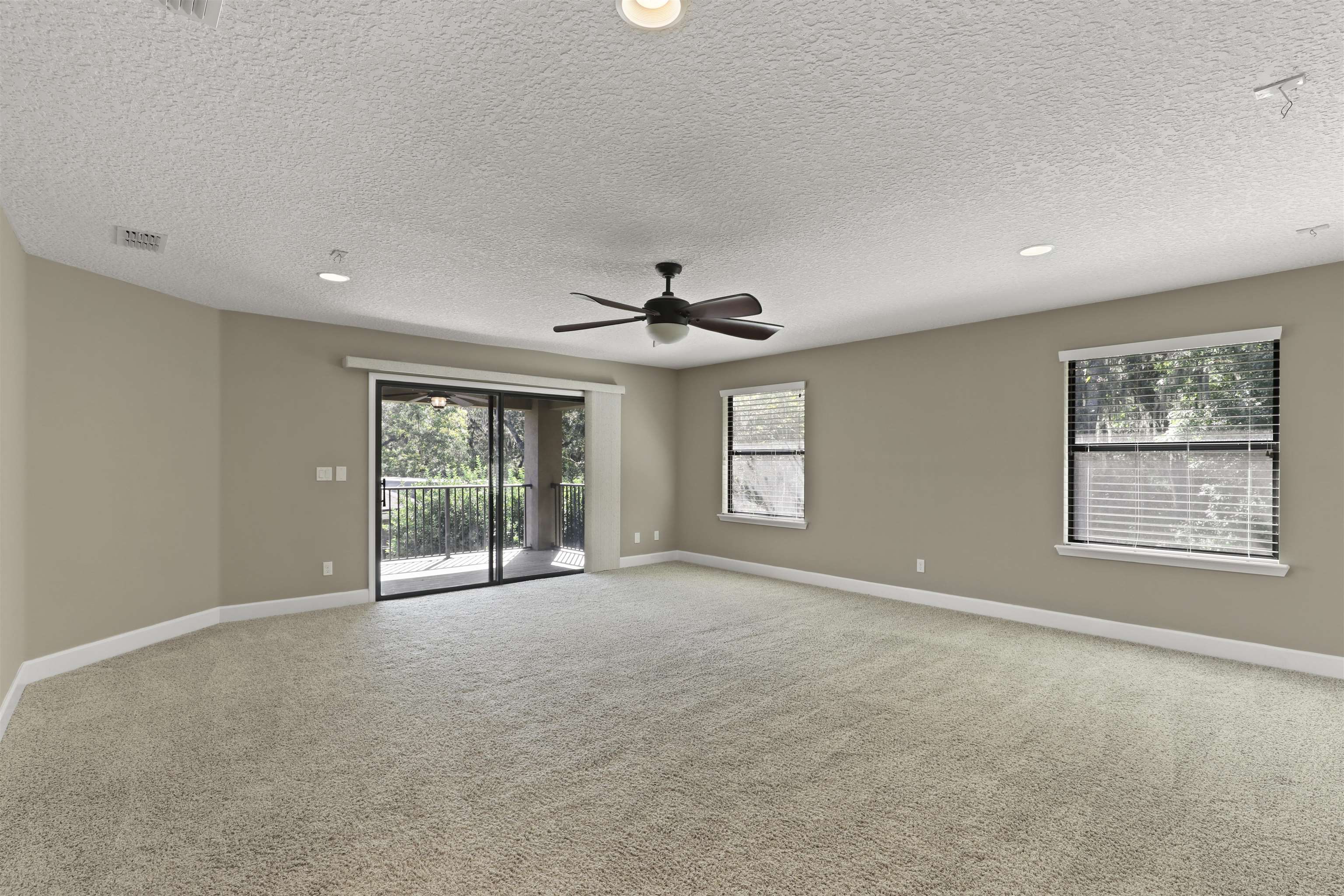 Image 42 of 76 For 4902 Boat Landing Dr