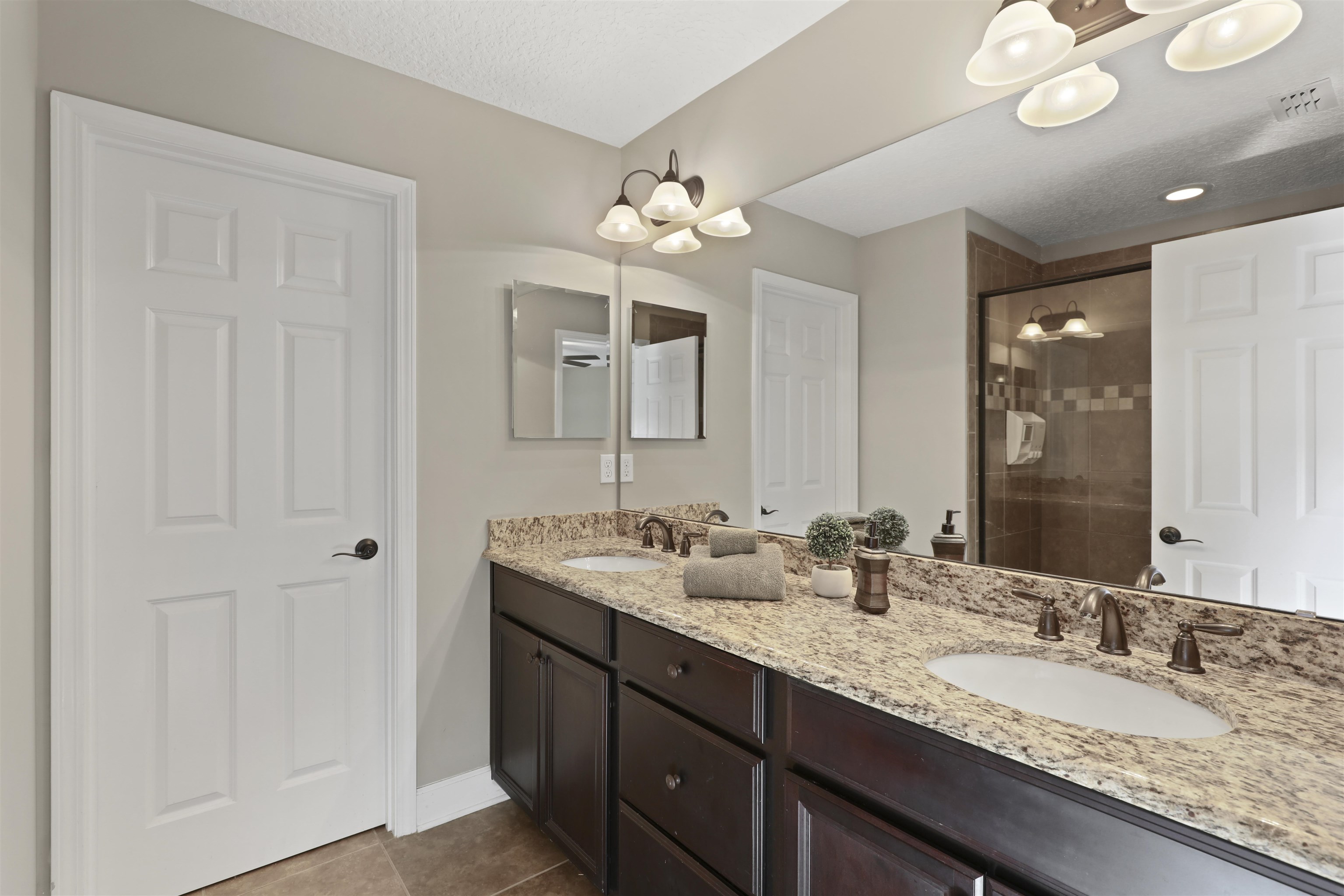 Image 51 of 76 For 4902 Boat Landing Dr