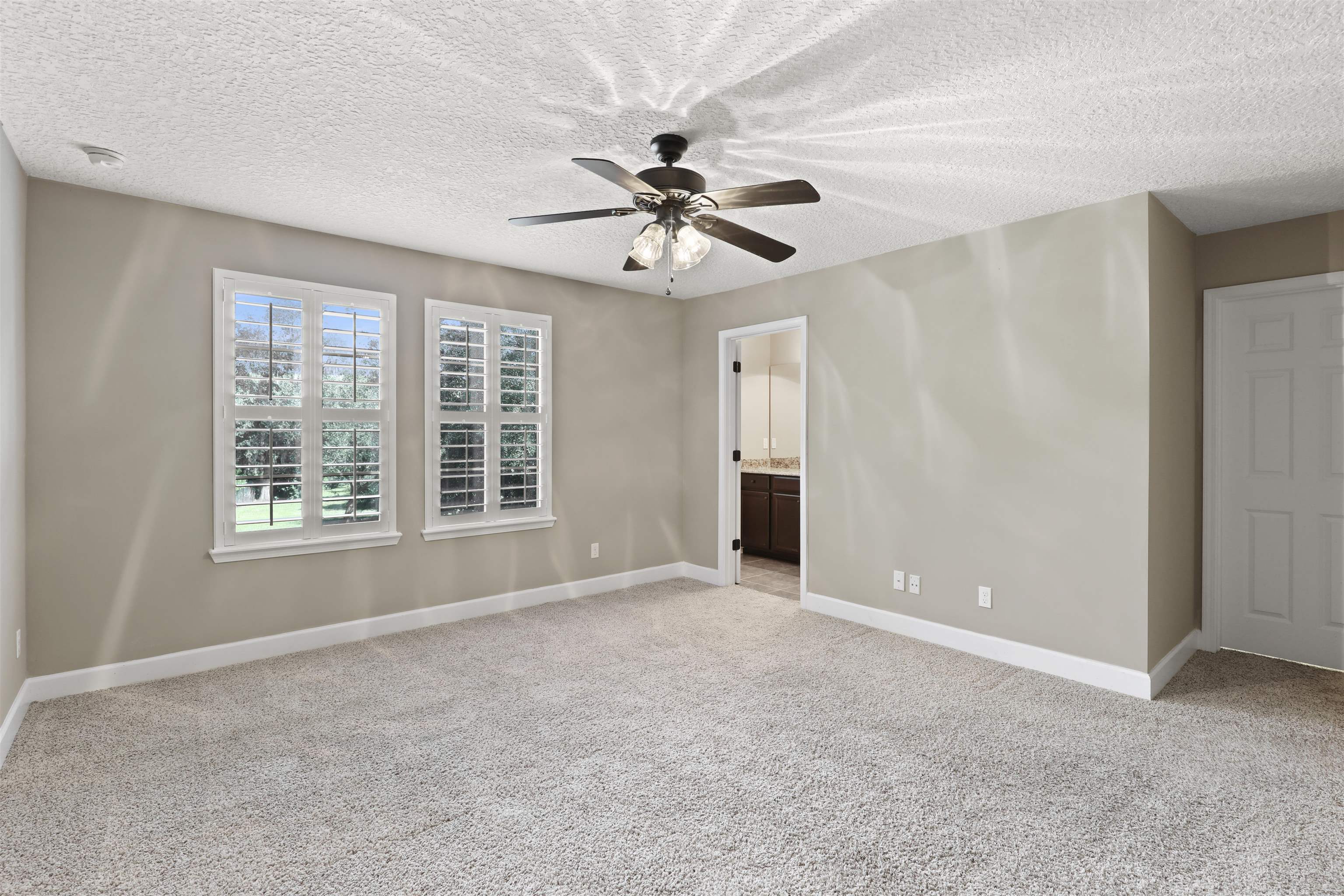 Image 54 of 76 For 4902 Boat Landing Dr