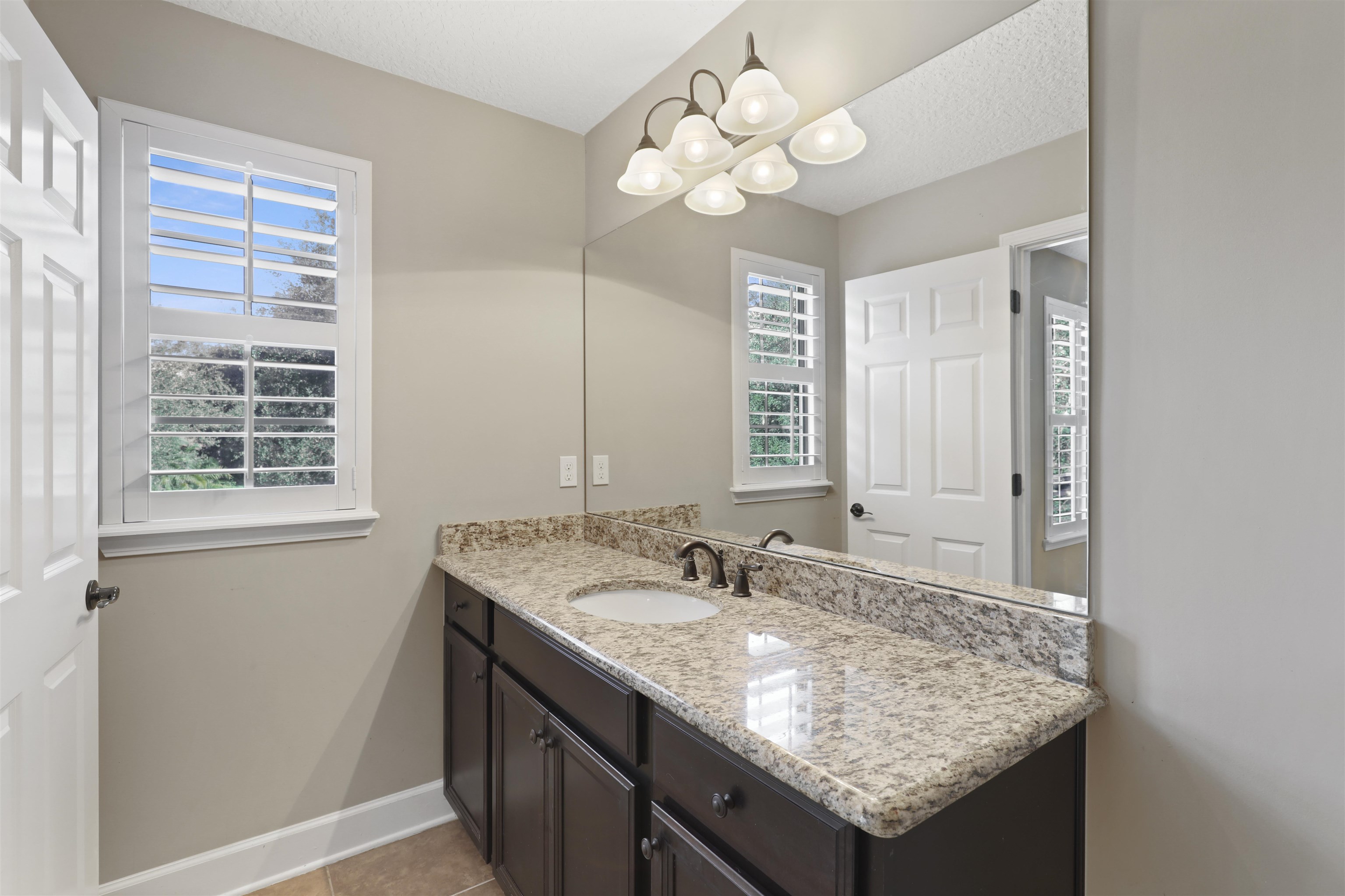 Image 56 of 76 For 4902 Boat Landing Dr