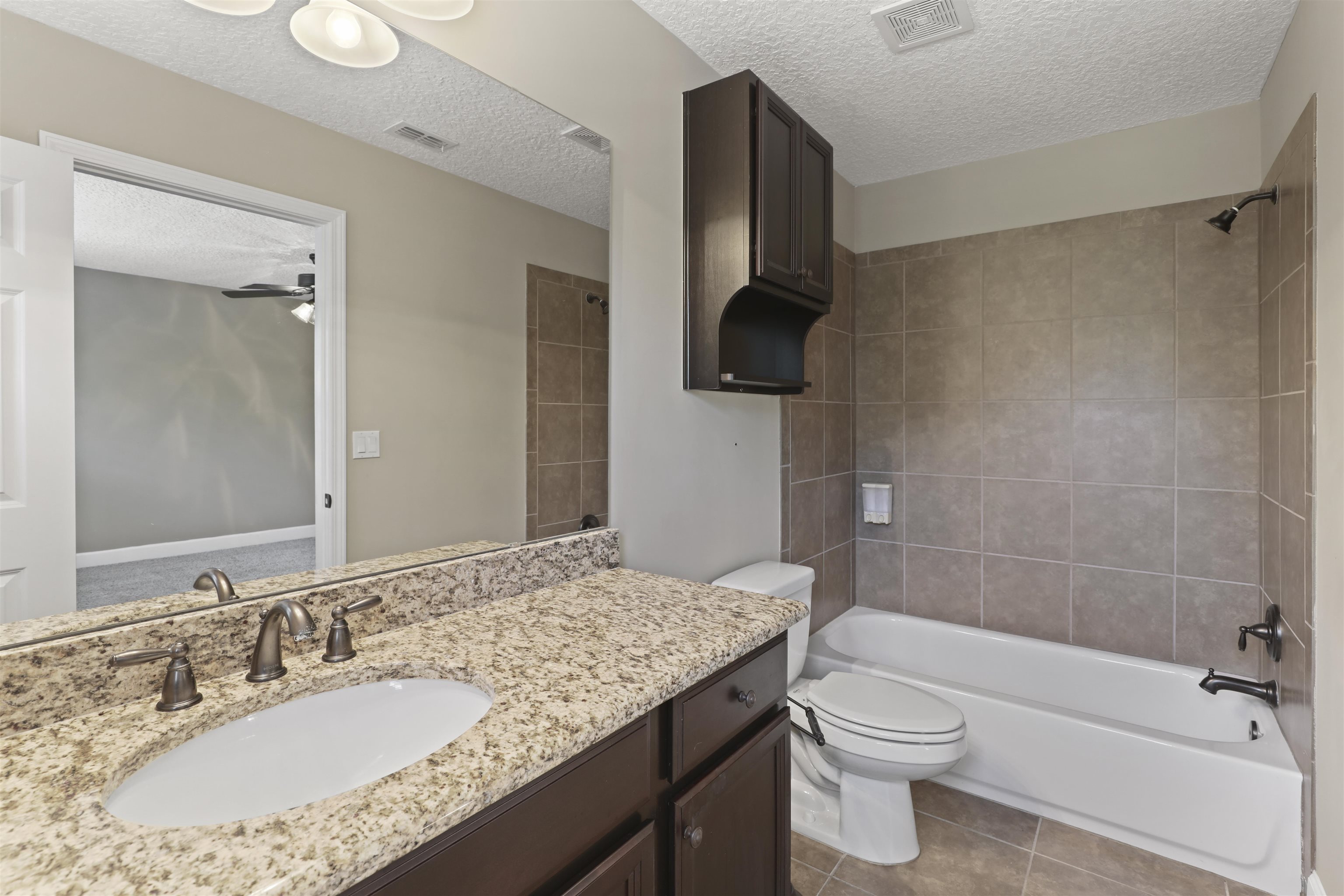 Image 57 of 76 For 4902 Boat Landing Dr