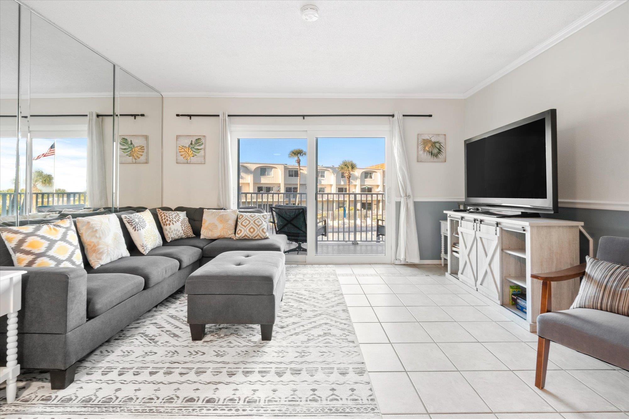 Image 10 of 66 For 1 Ocean Trace Rd  242