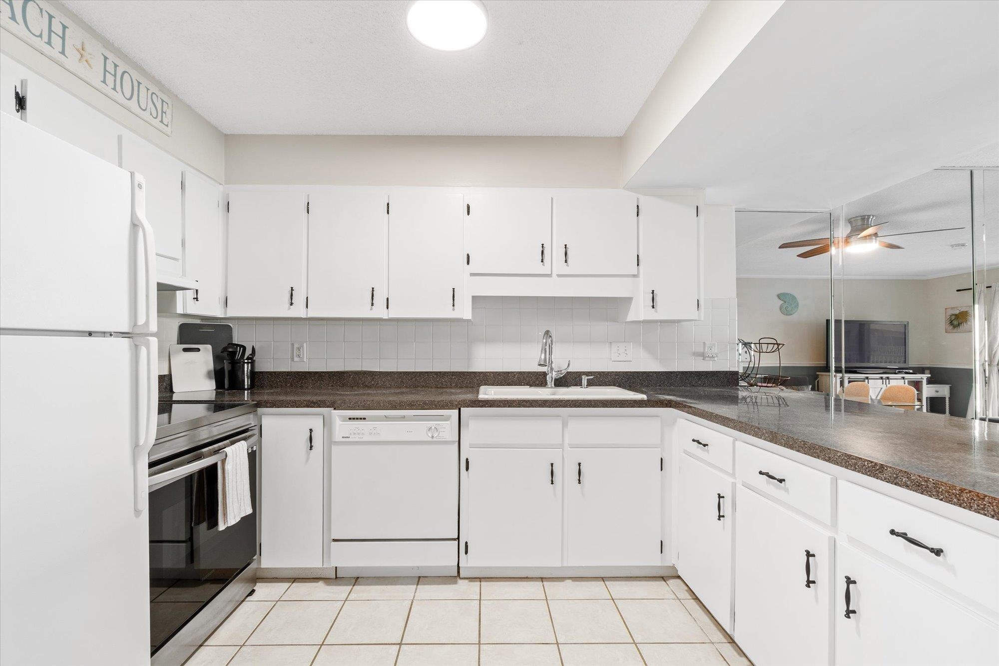 Image 5 of 66 For 1 Ocean Trace Rd  242