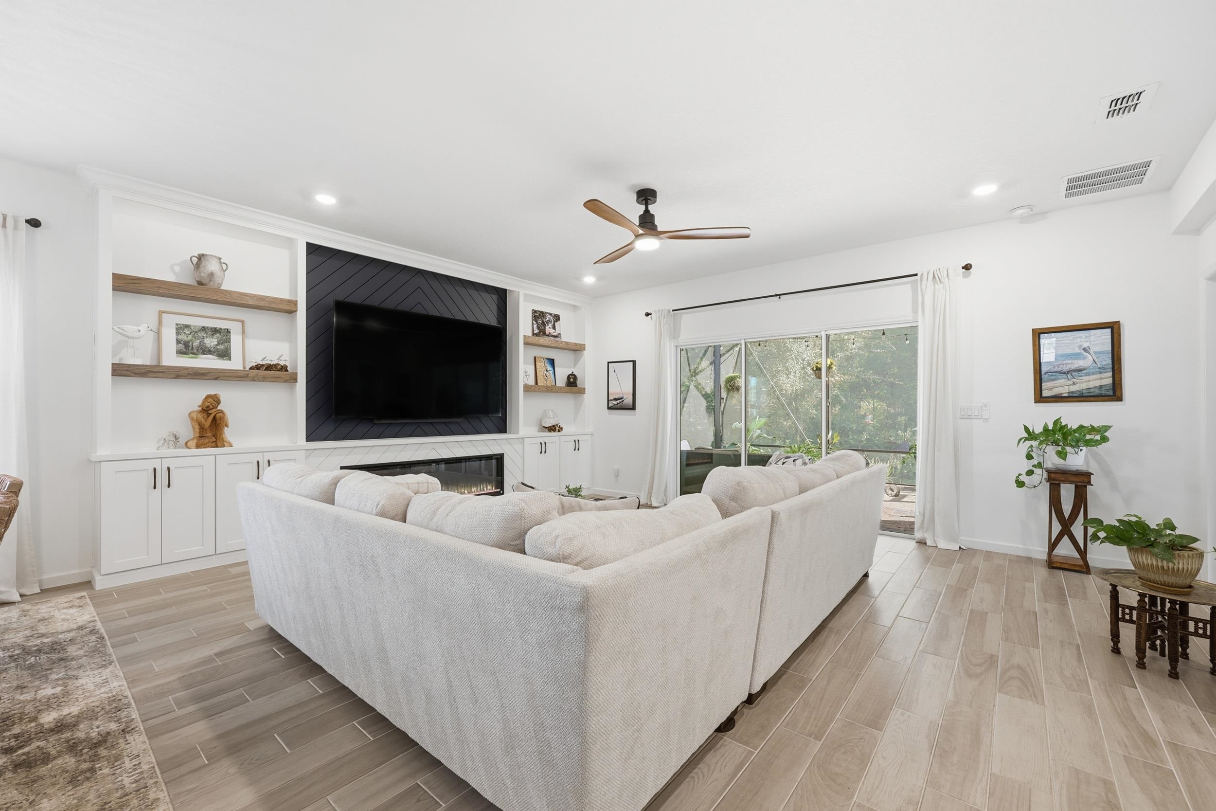 Image 19 of 74 For 957 Brown Bear Run