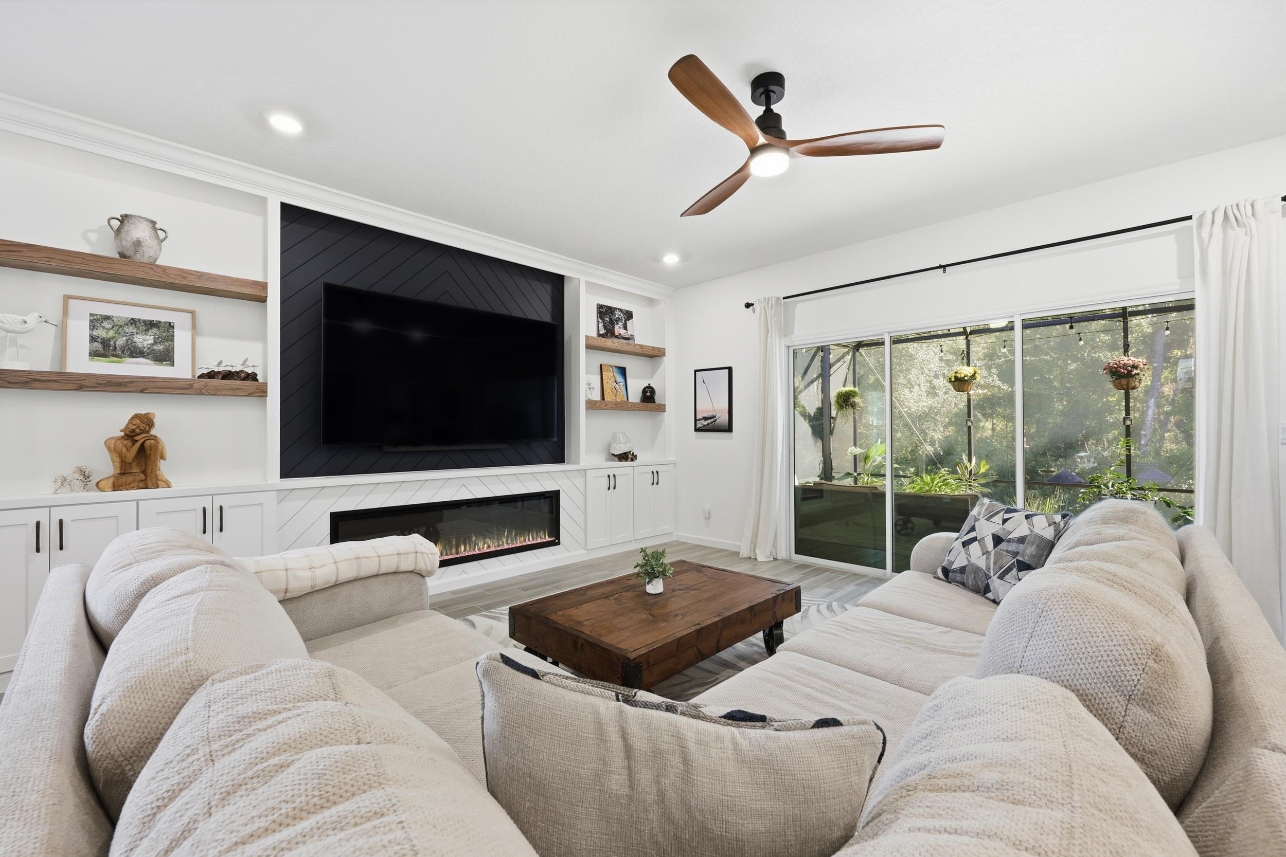 Image 23 of 74 For 957 Brown Bear Run