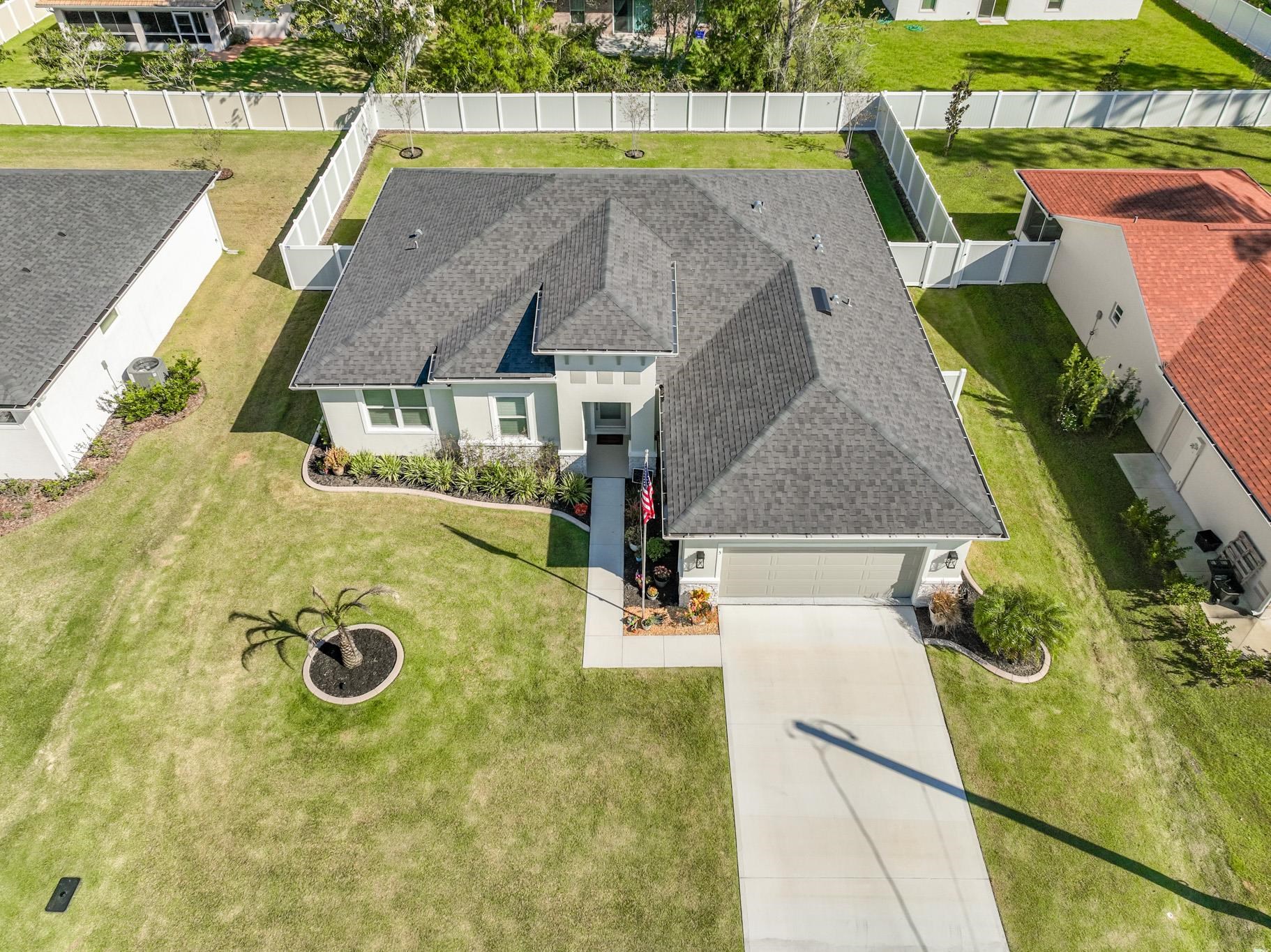 Image 3 of 55 For 5 Roxton Ln  