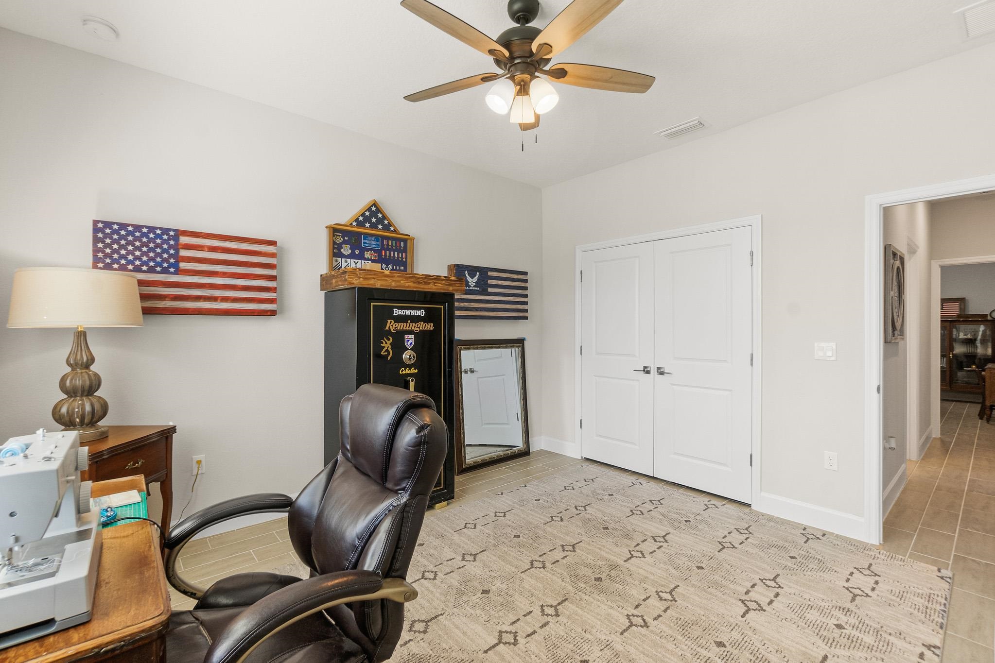 Image 33 of 55 For 5 Roxton Ln  