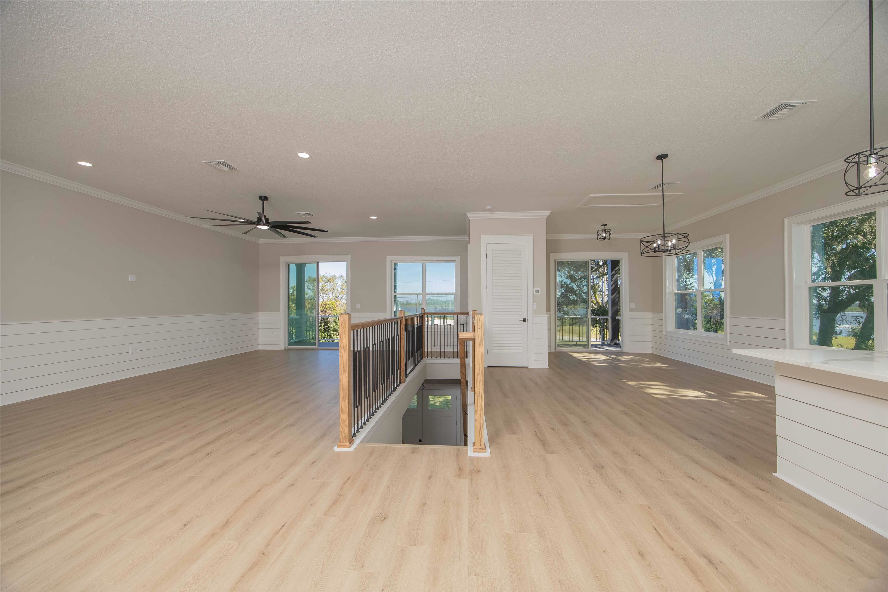 Image 12 of 77 For 132 Terrapin Rd