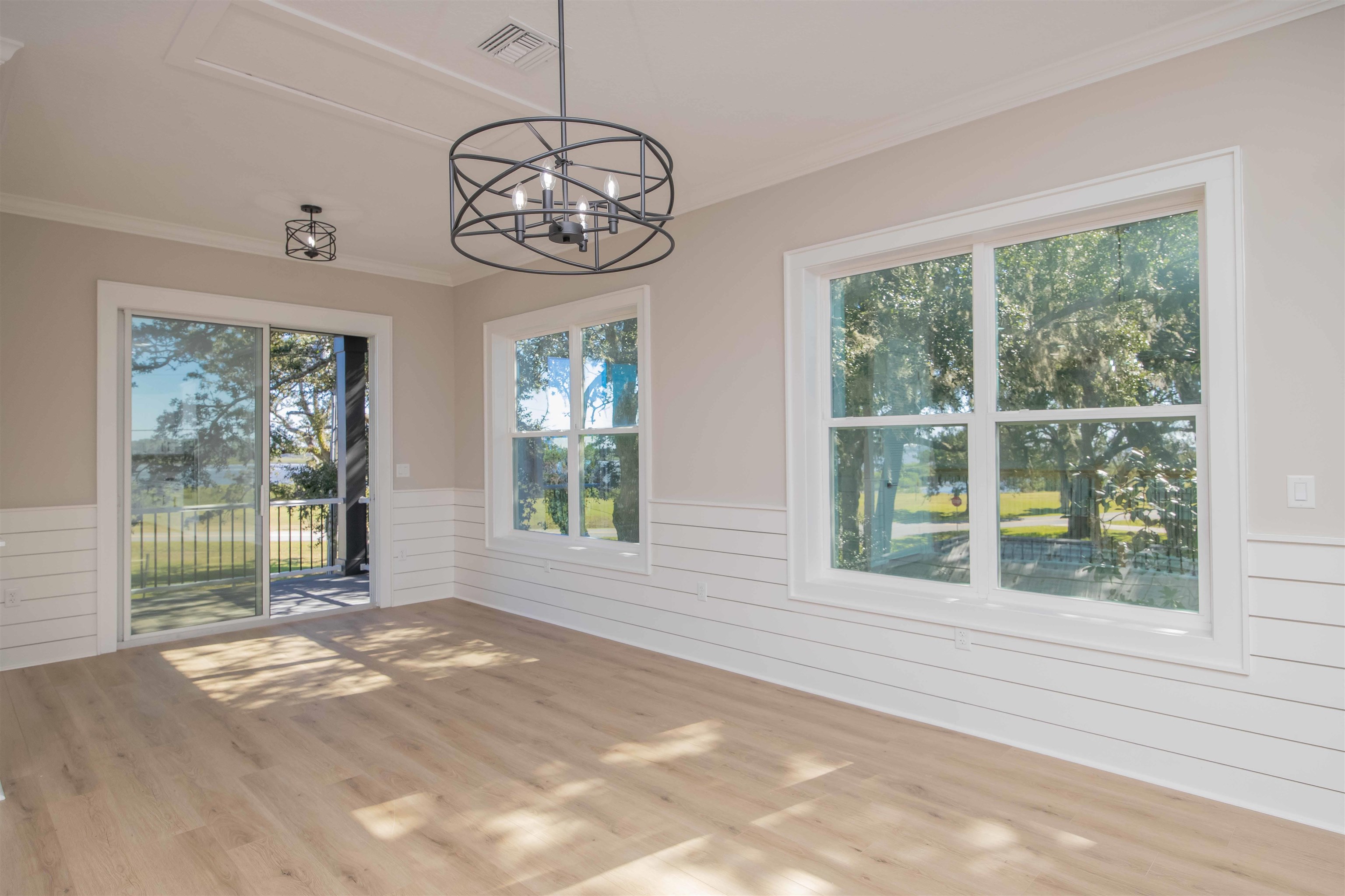 Image 18 of 77 For 132 Terrapin Rd