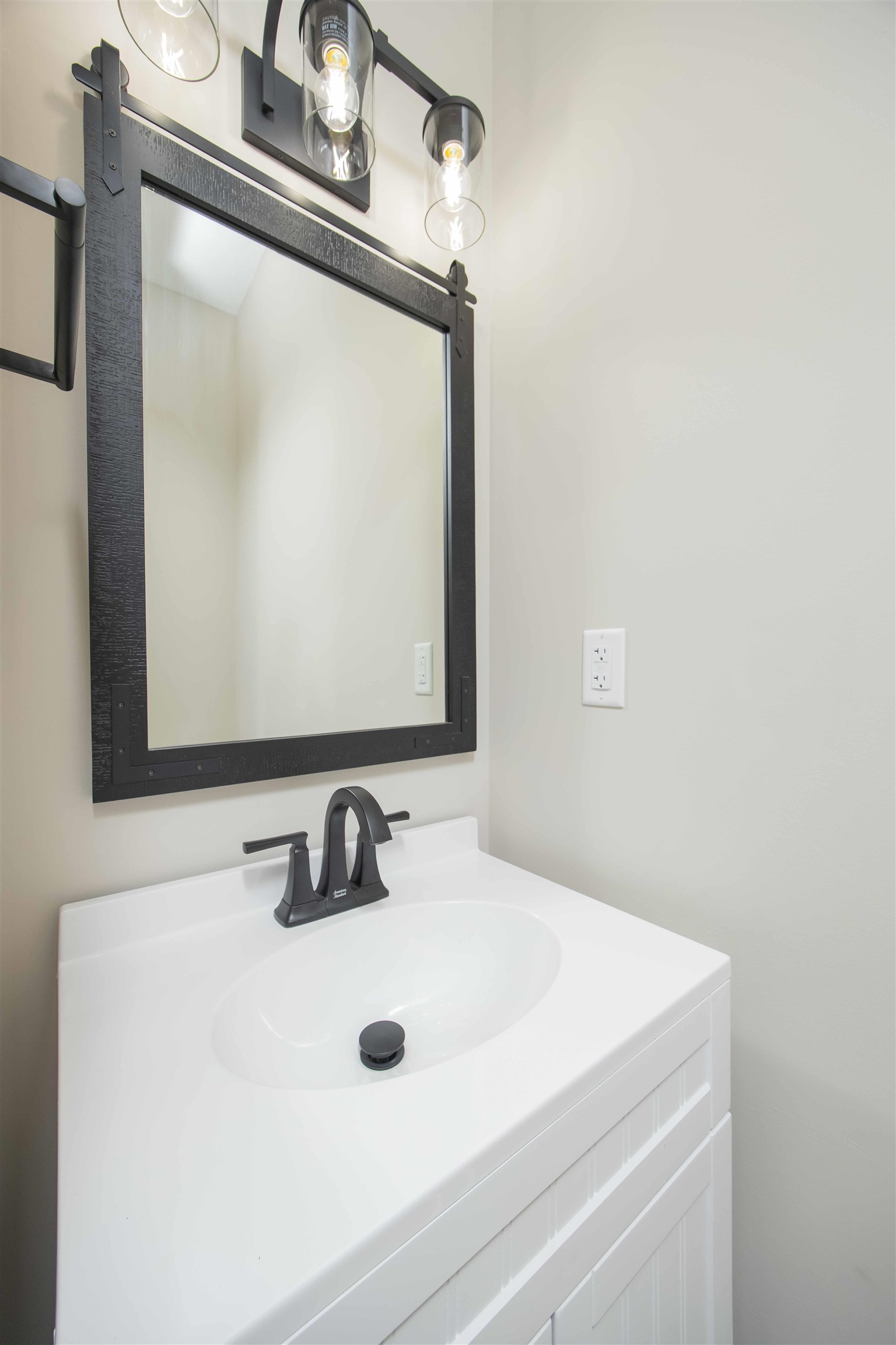 Image 32 of 77 For 132 Terrapin Rd