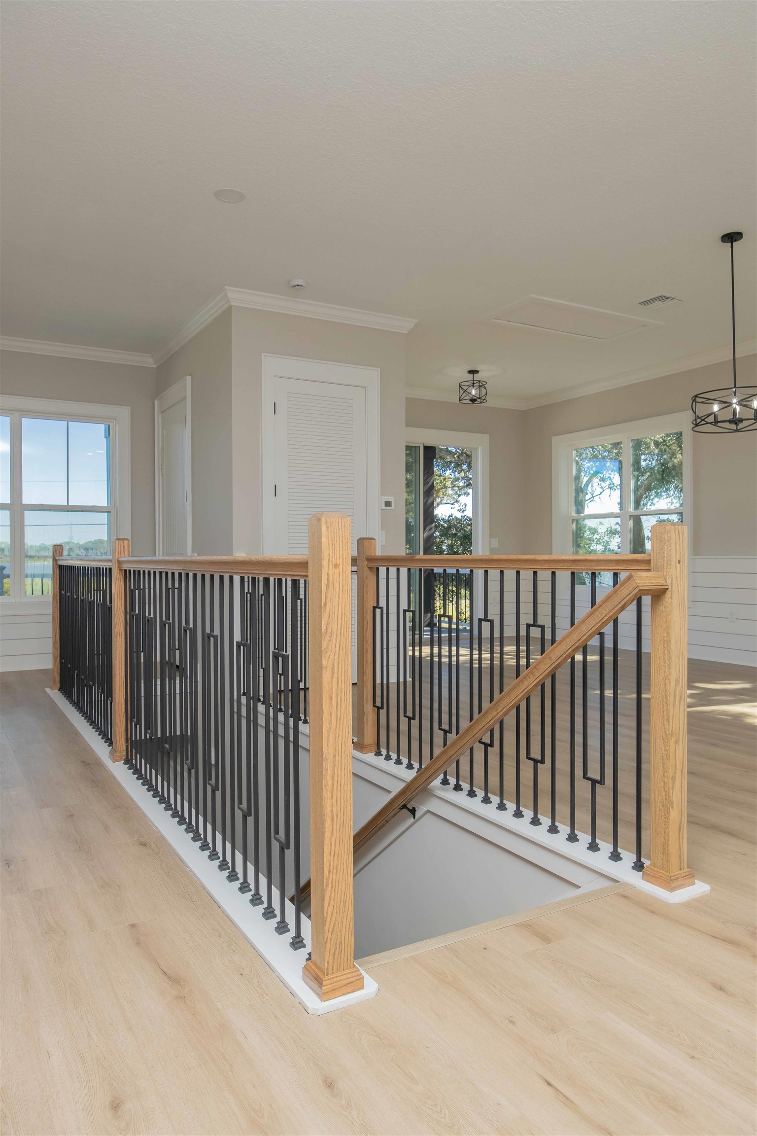 Image 33 of 77 For 132 Terrapin Rd