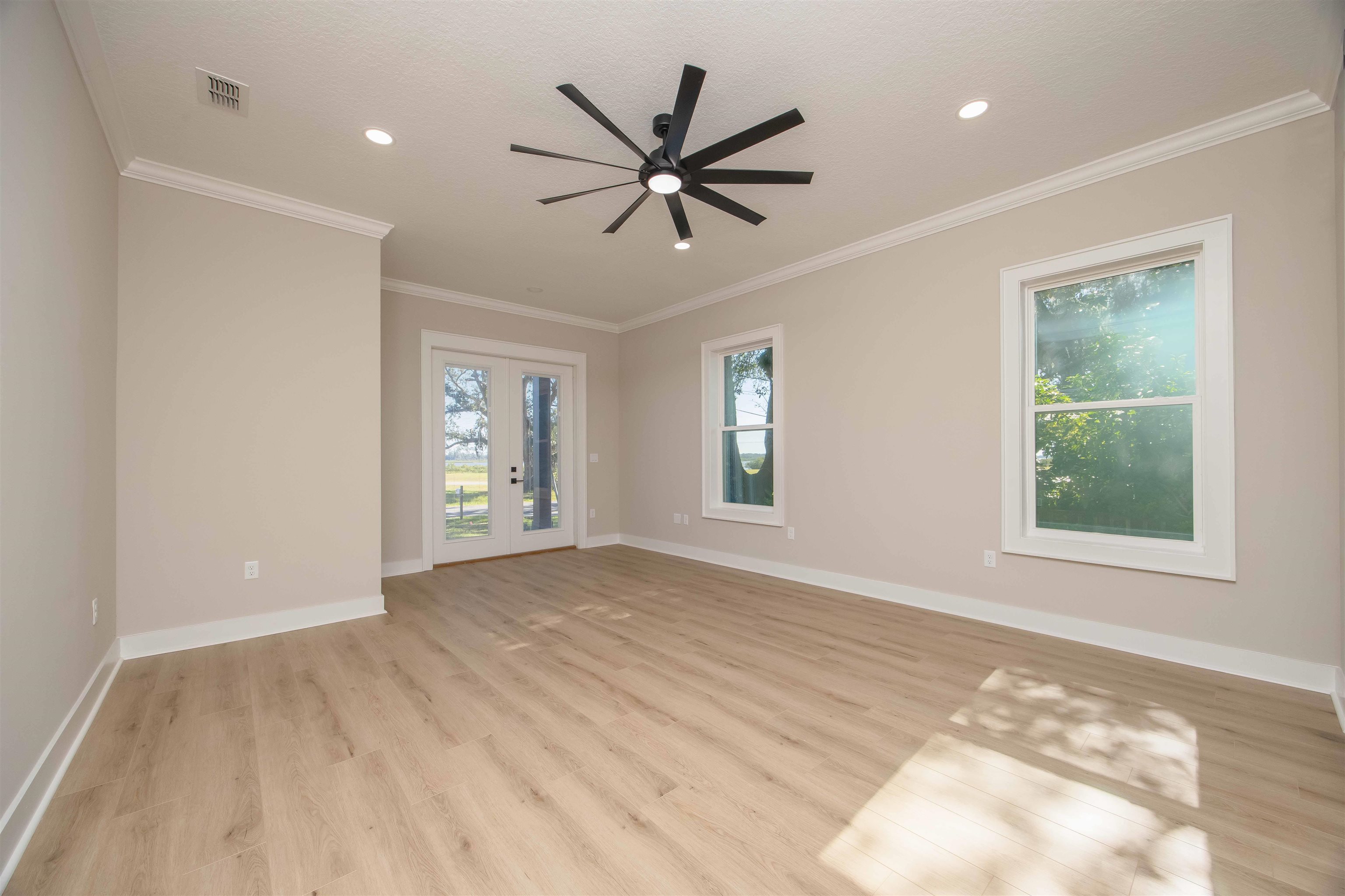 Image 36 of 77 For 132 Terrapin Rd