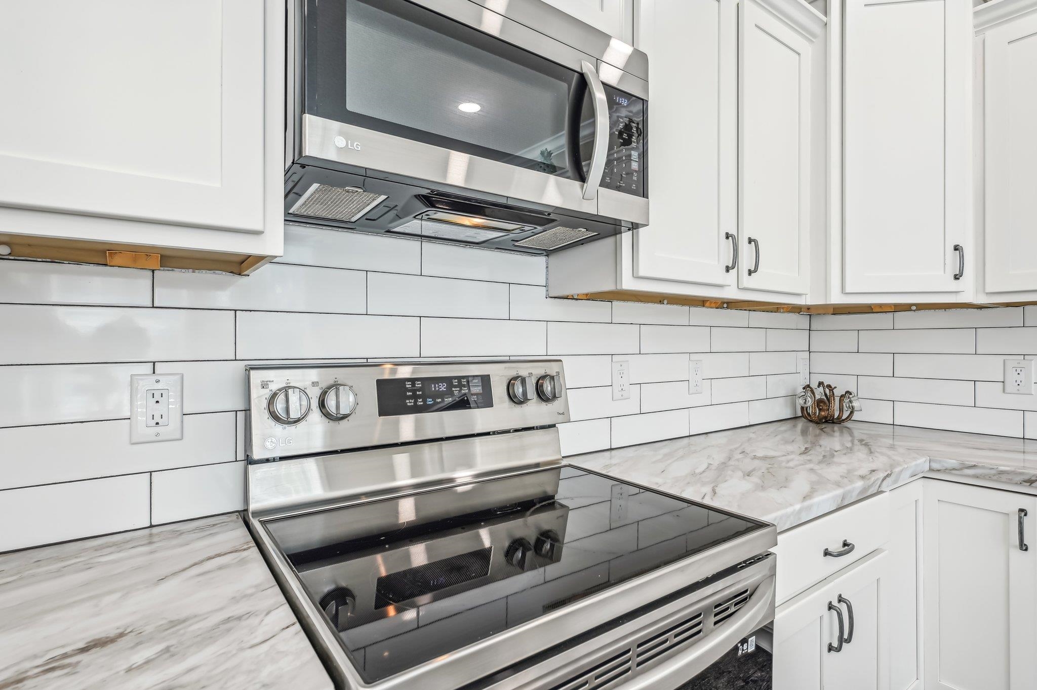 Image 16 of 42 For 4954 A1a S  