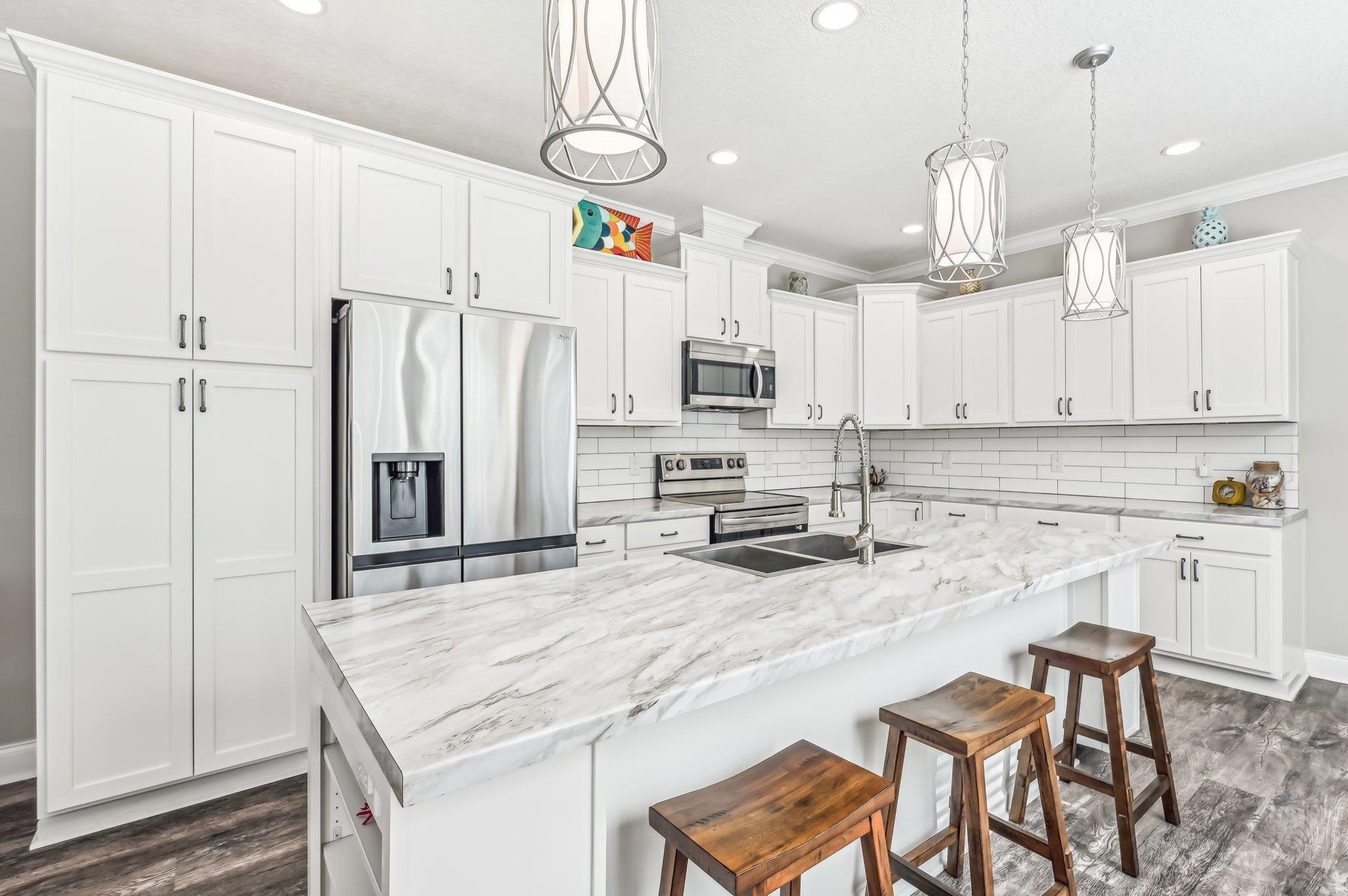 Image 4 of 42 For 4954 A1a S  