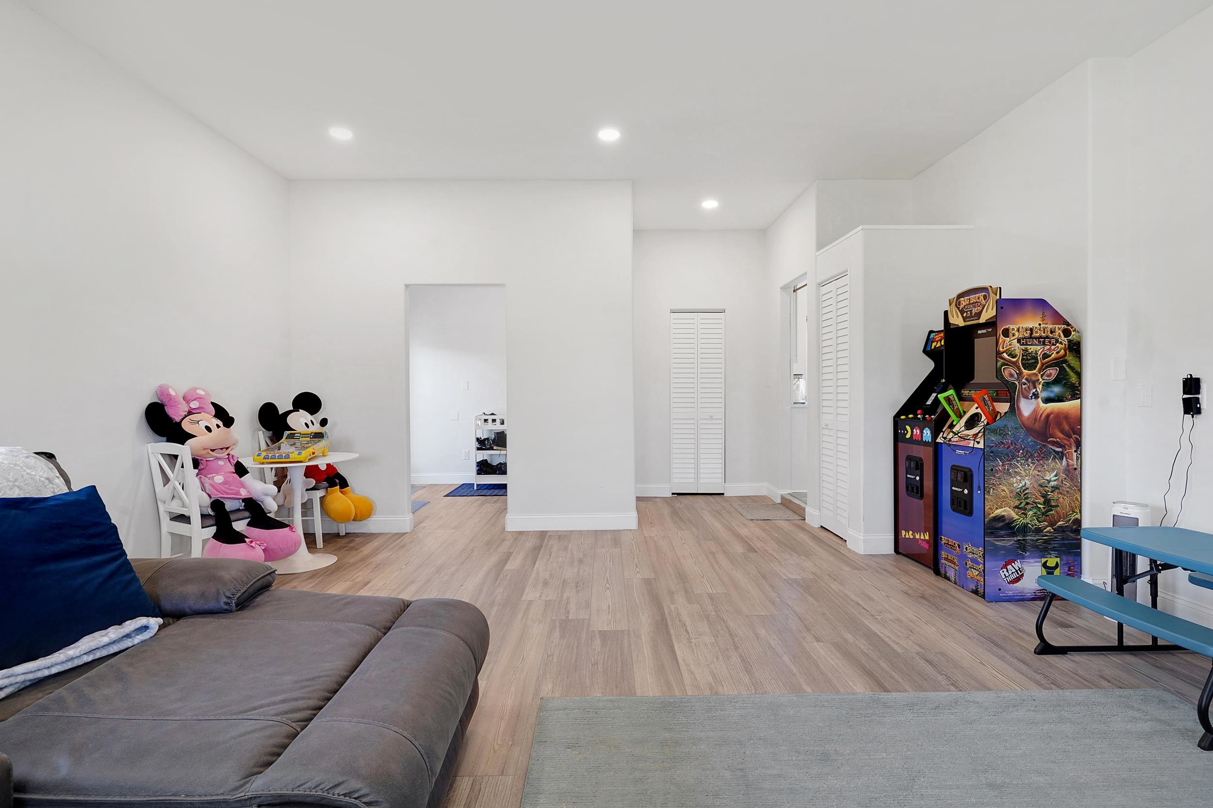 Image 43 of 75 For 11160 Us Highway 1 N