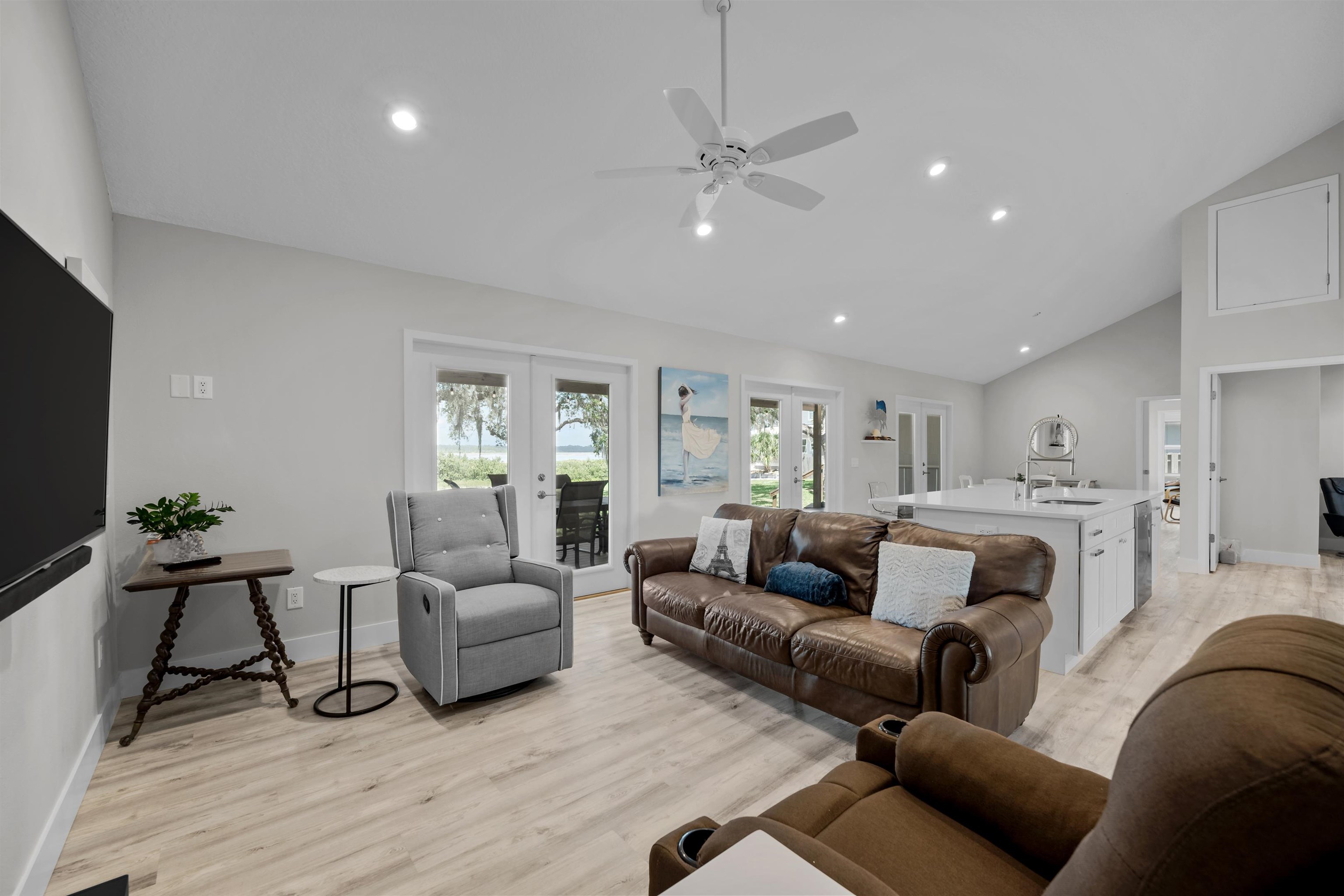 Image 13 of 36 For 5425 Windantide Rd