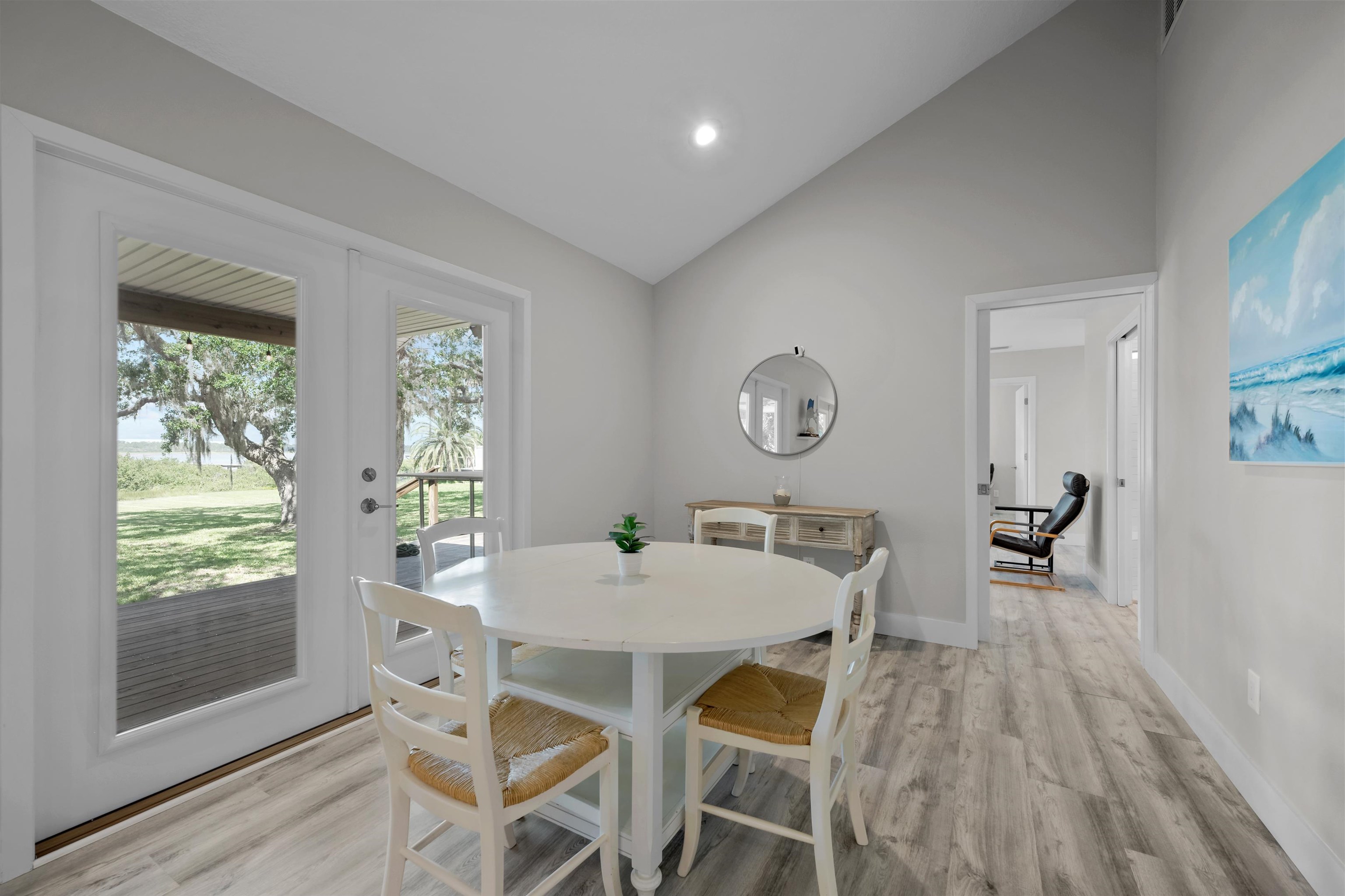 Image 14 of 36 For 5425 Windantide Rd