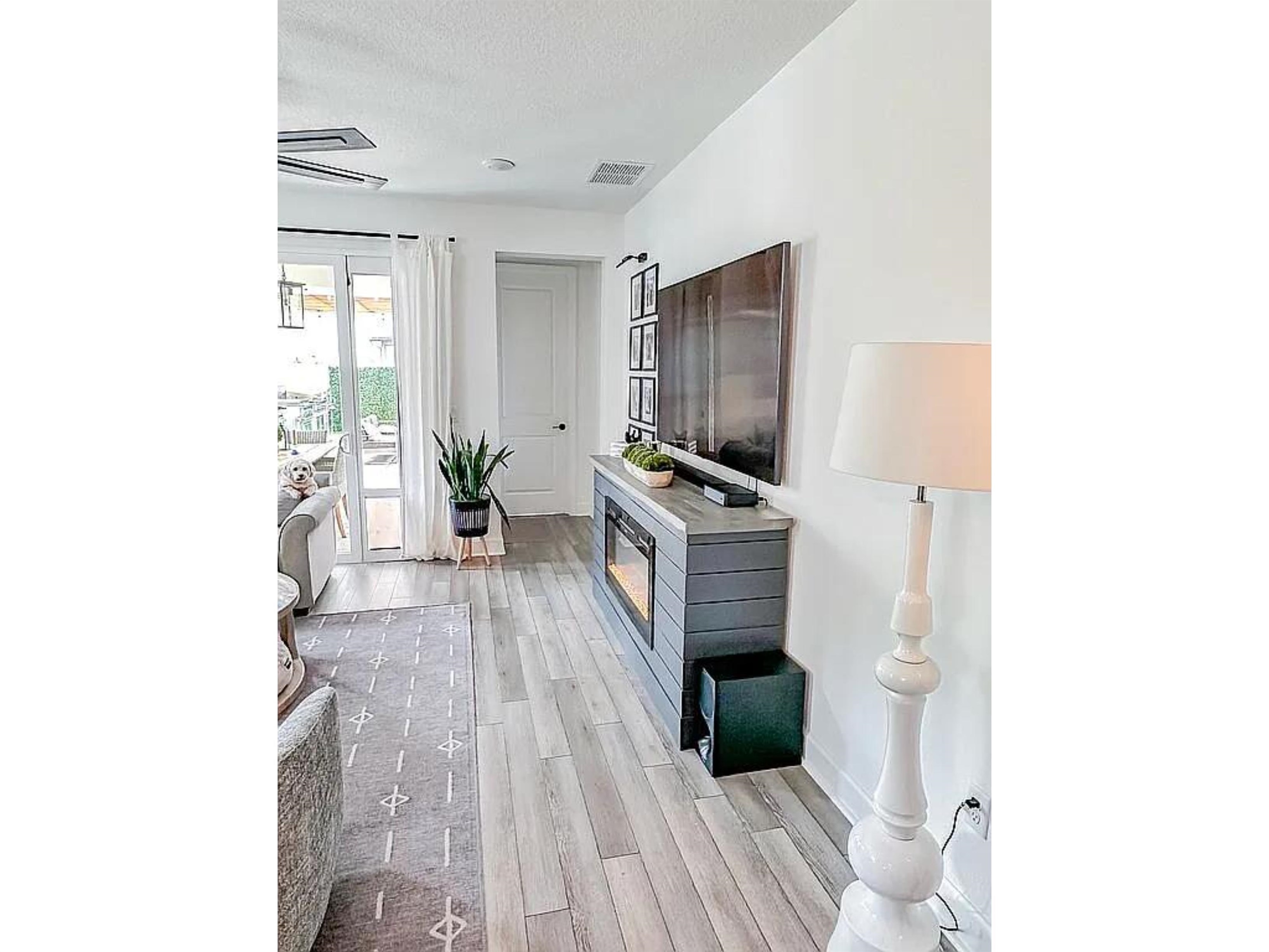 Image 14 of 31 For 132 Millenia Dr