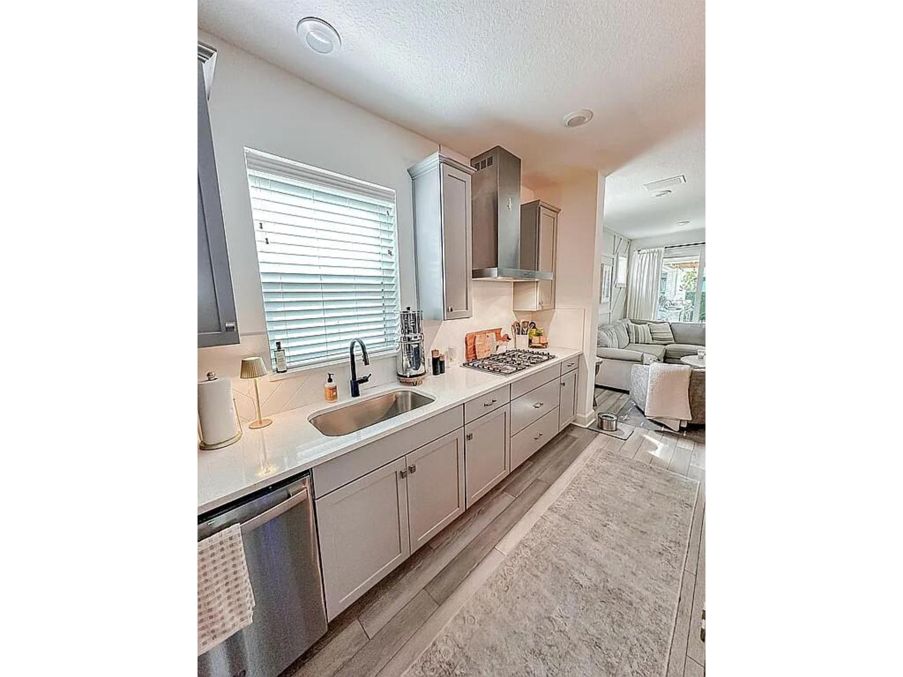 Image 20 of 31 For 132 Millenia Dr