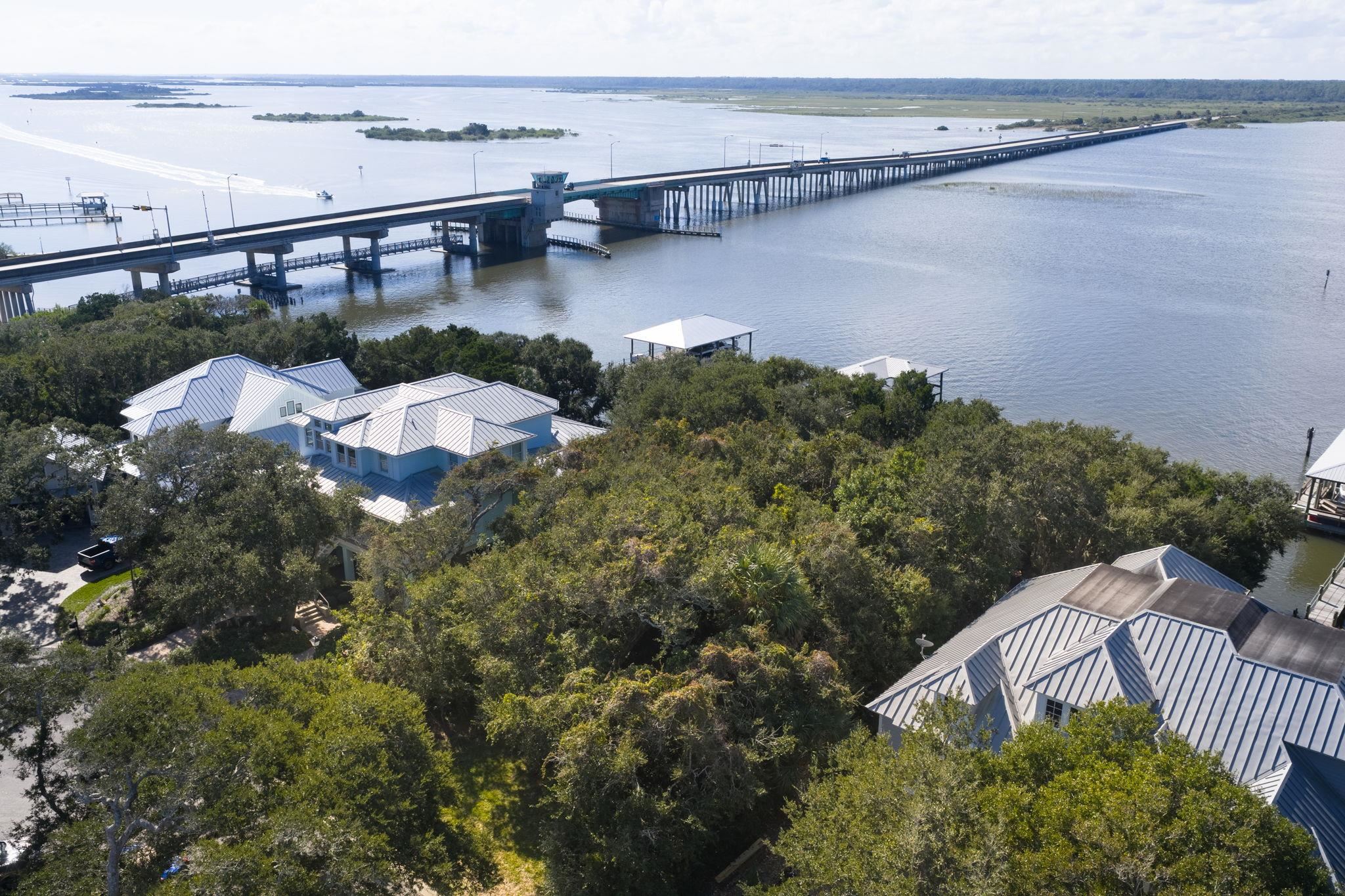 Image 11 of 36 For 301 La Crescenta Drive S