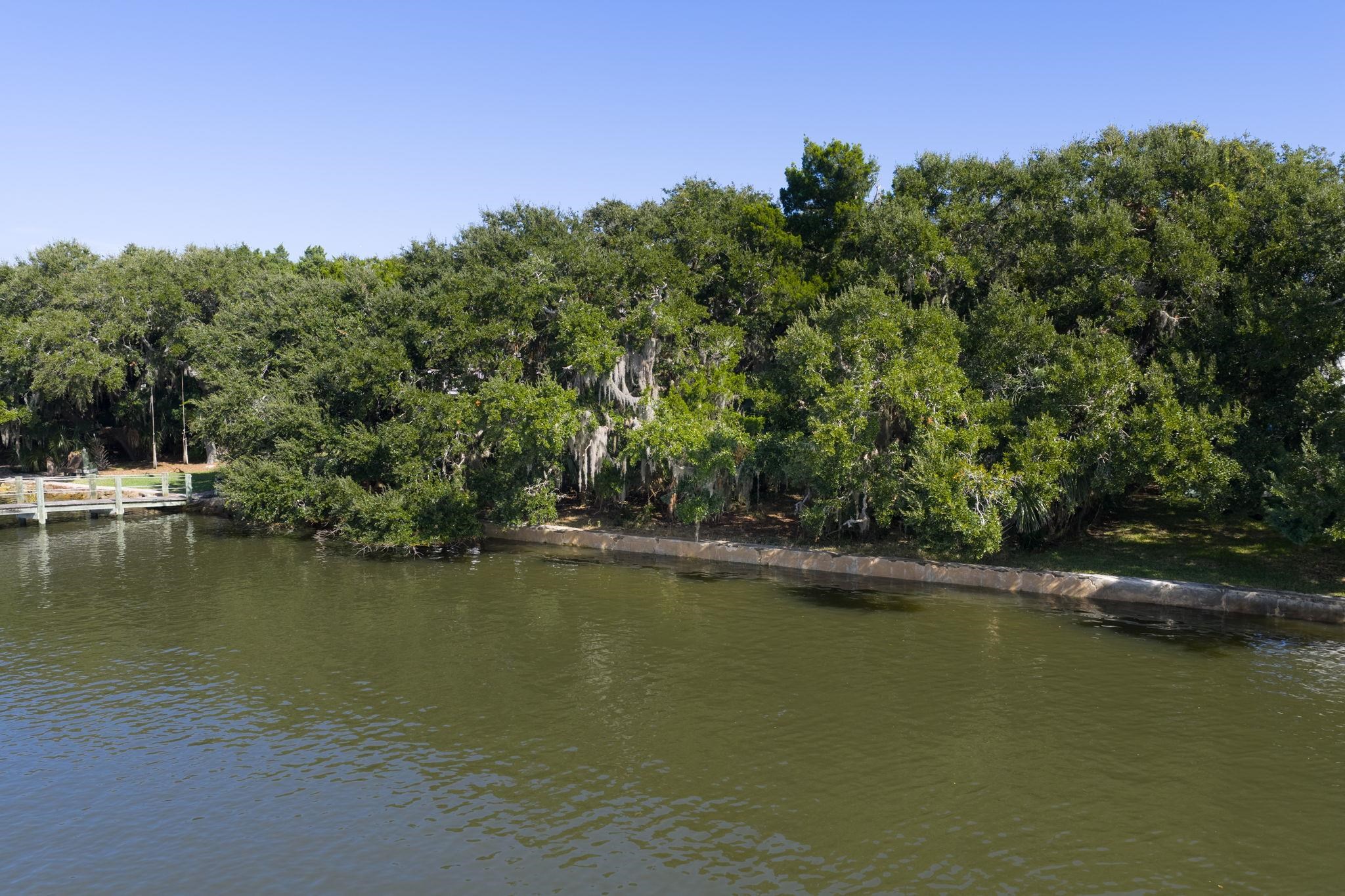 Image 29 of 36 For 301 La Crescenta Drive S