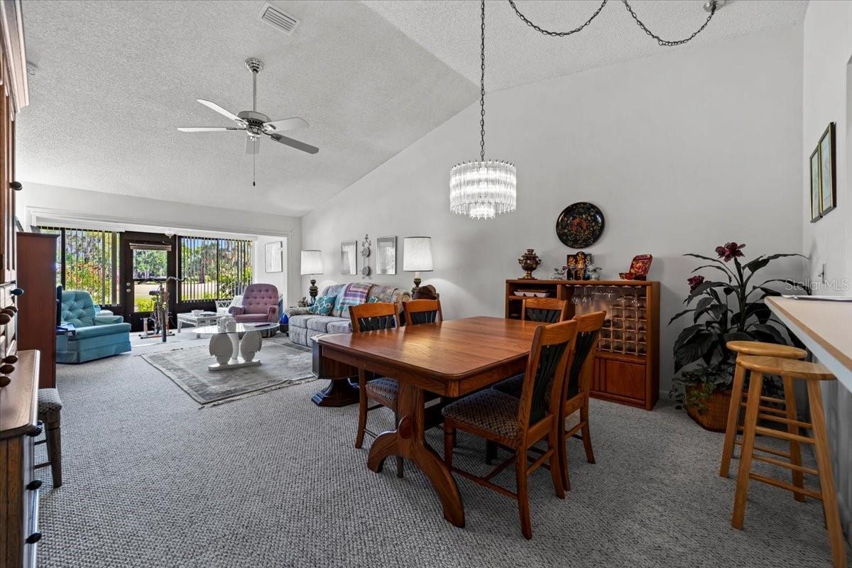 Image 36 of 61 For 88 Lake Forest Pl  88