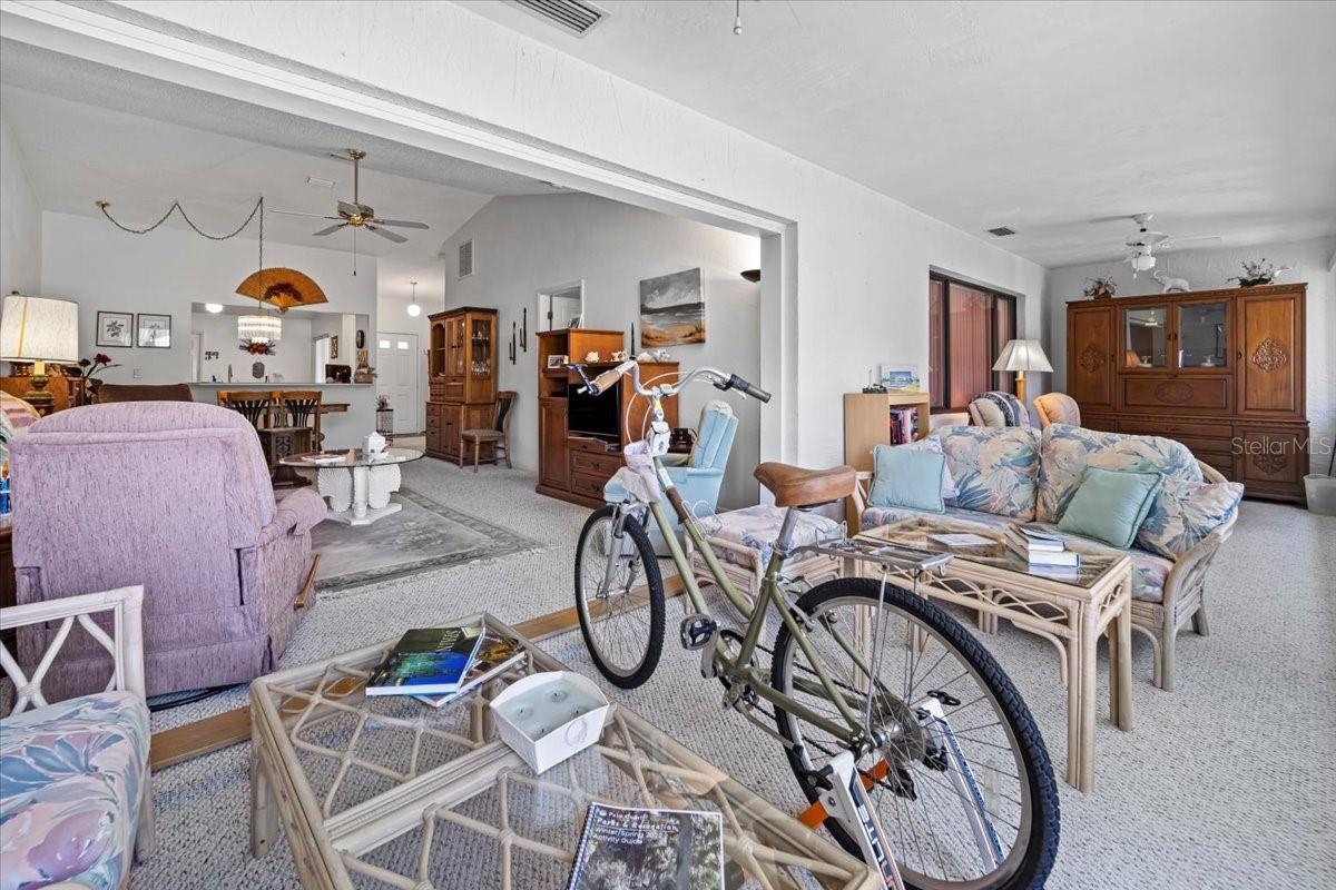 Image 41 of 61 For 88 Lake Forest Pl  88