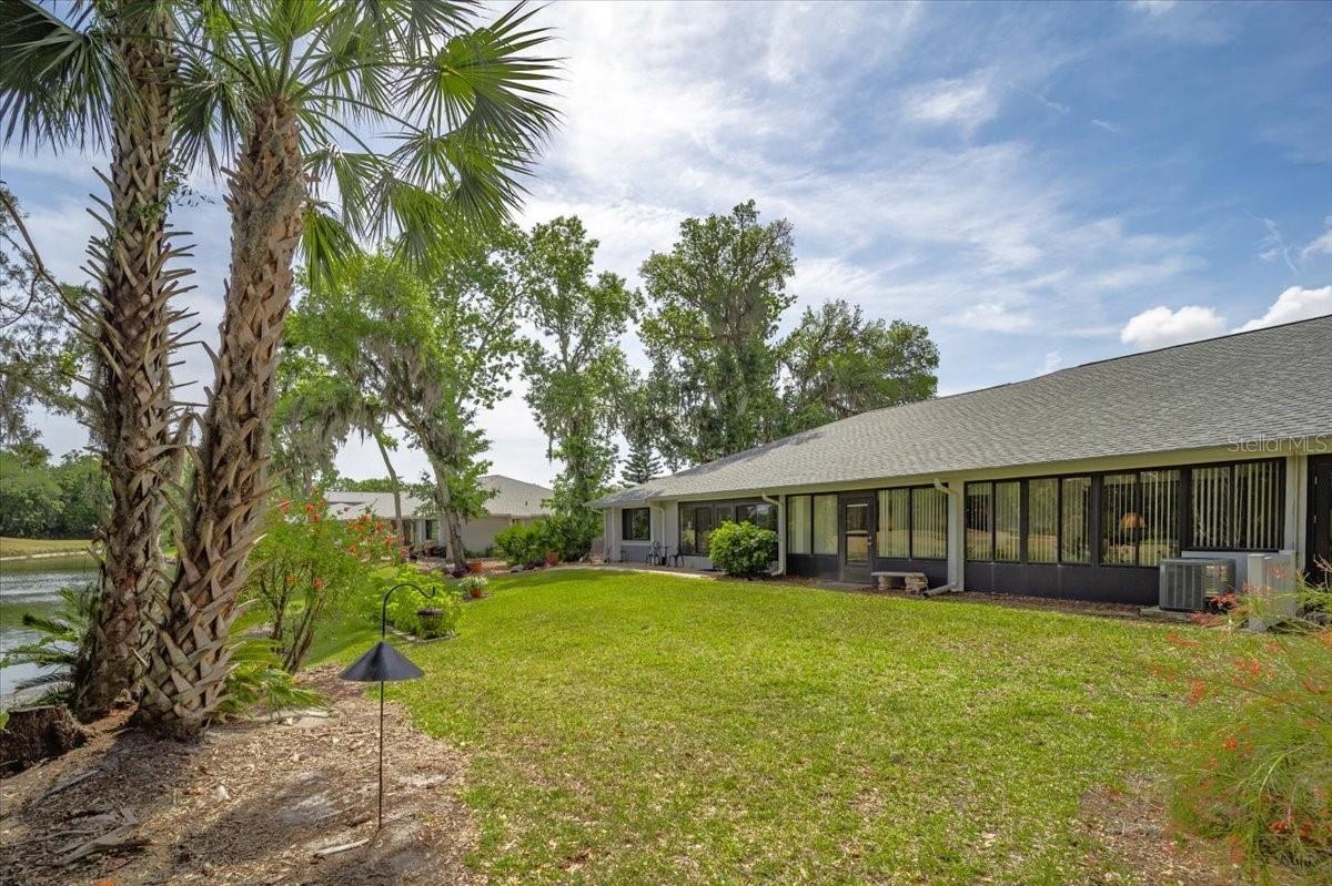 Image 9 of 61 For 88 Lake Forest Pl  88