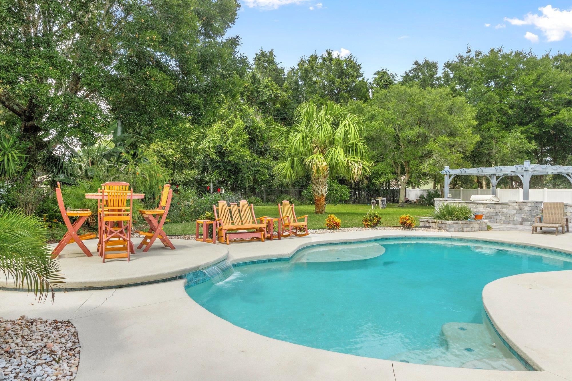 Image 12 of 50 For 3432 Kings Rd S