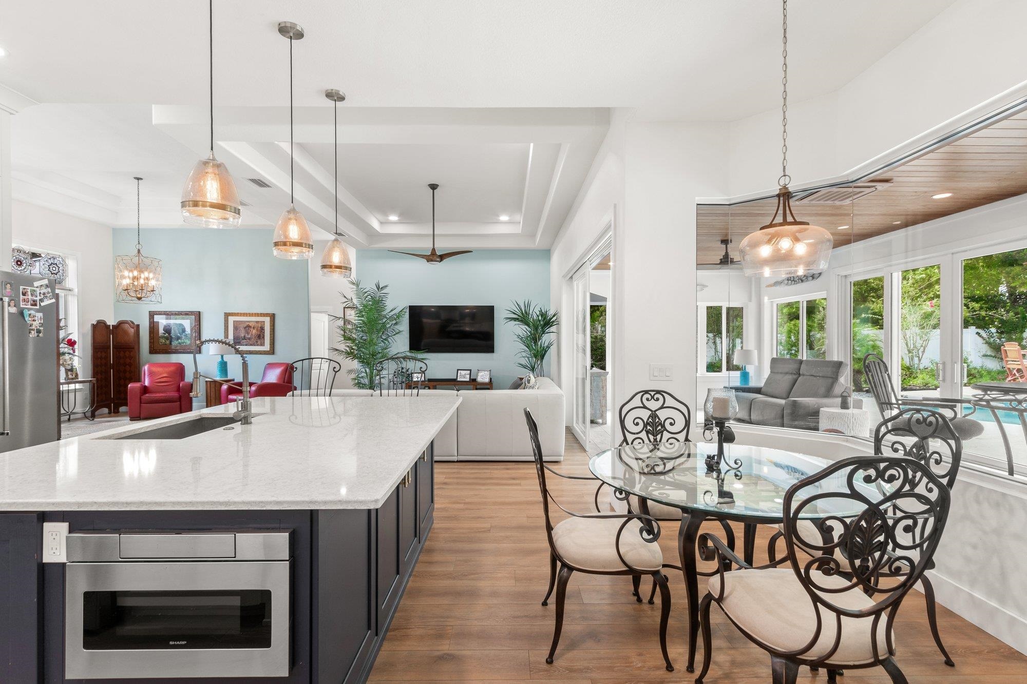 Image 19 of 50 For 3432 Kings Rd S