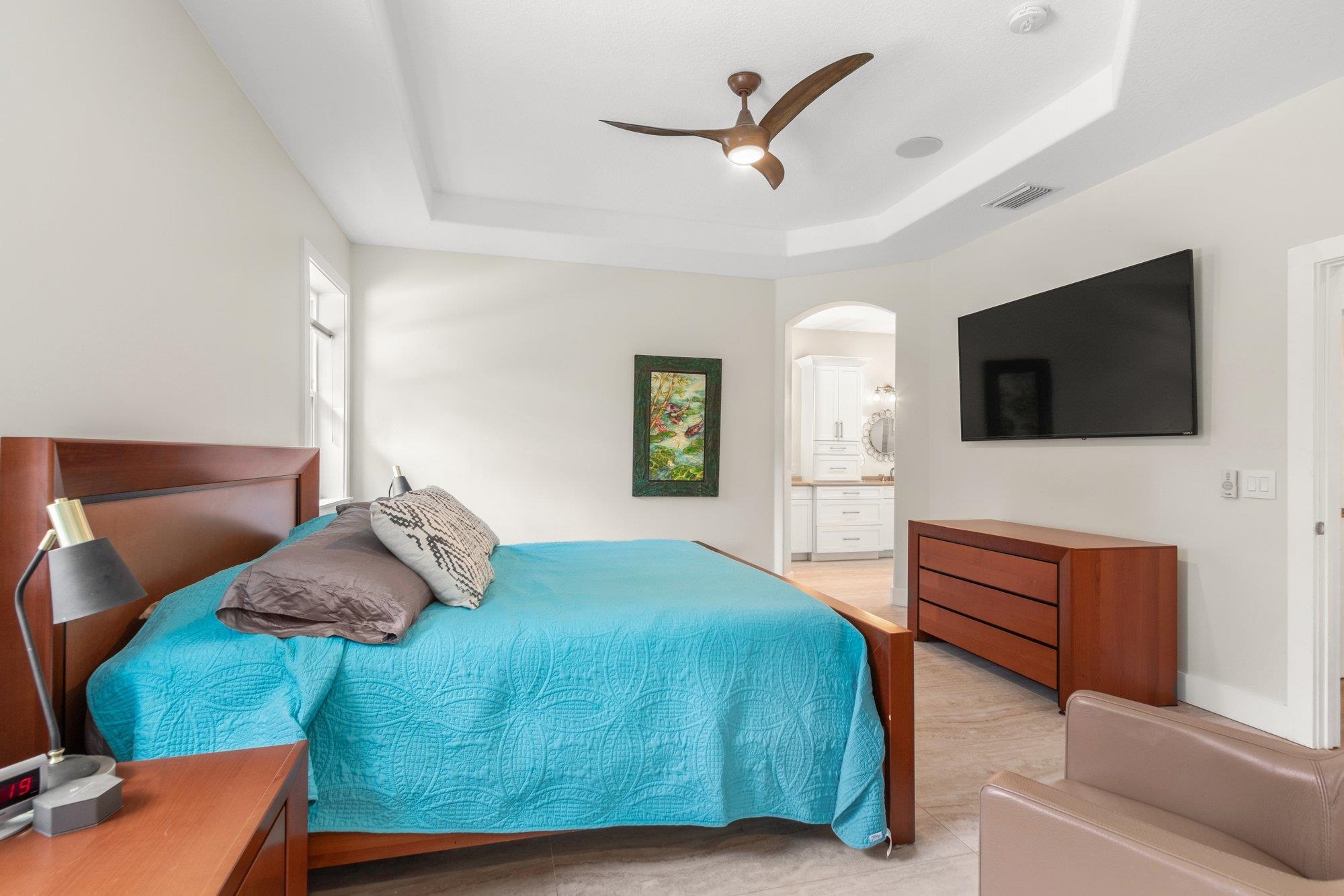 Image 23 of 50 For 3432 Kings Rd S