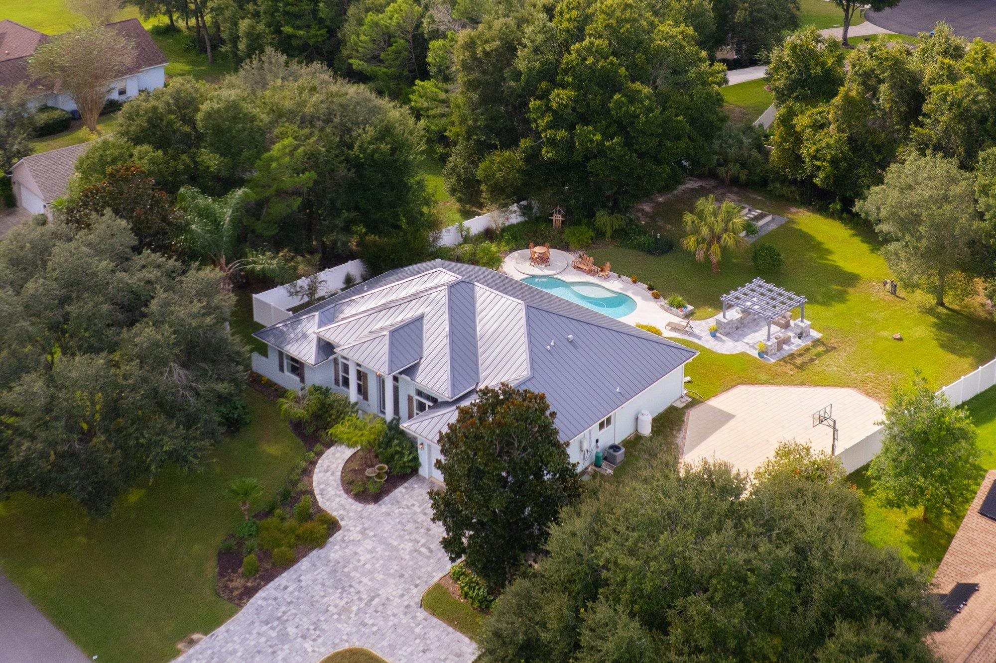 Image 3 of 50 For 3432 Kings Rd S