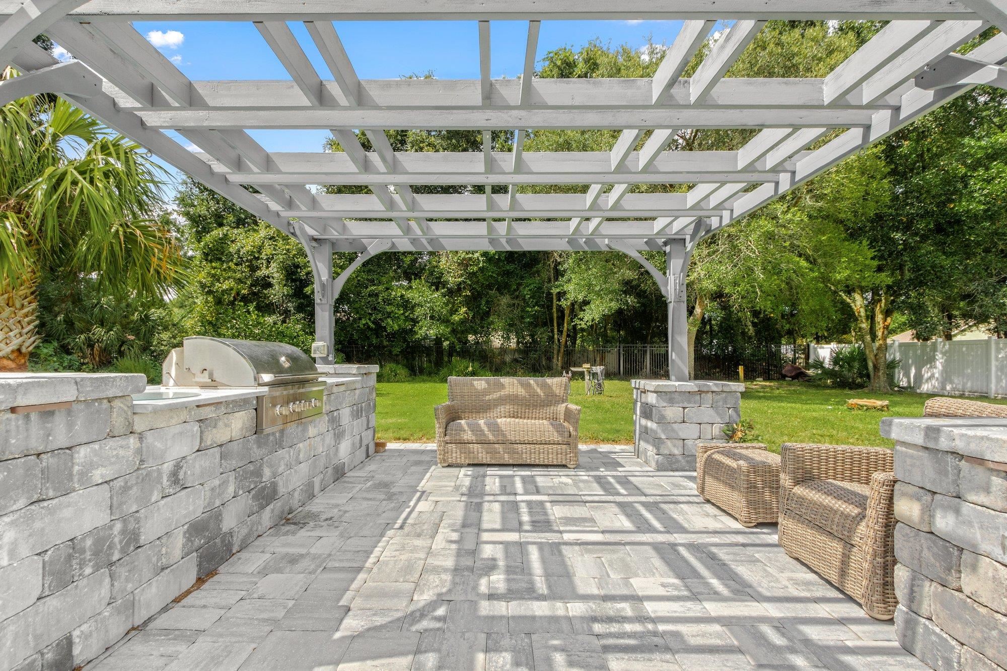 Image 40 of 50 For 3432 Kings Rd S