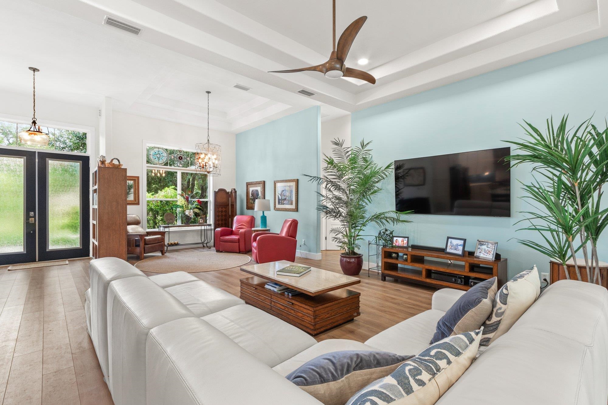 Image 7 of 50 For 3432 Kings Rd S