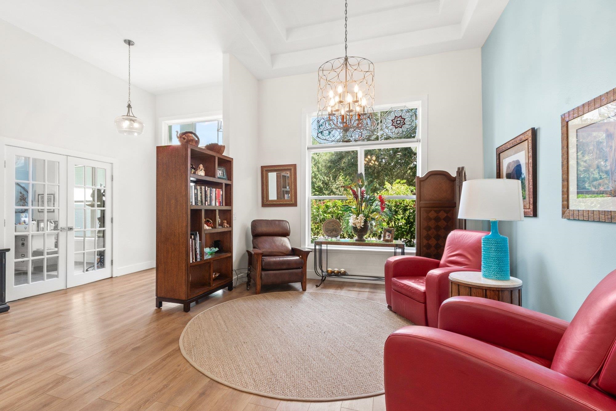 Image 8 of 50 For 3432 Kings Rd S