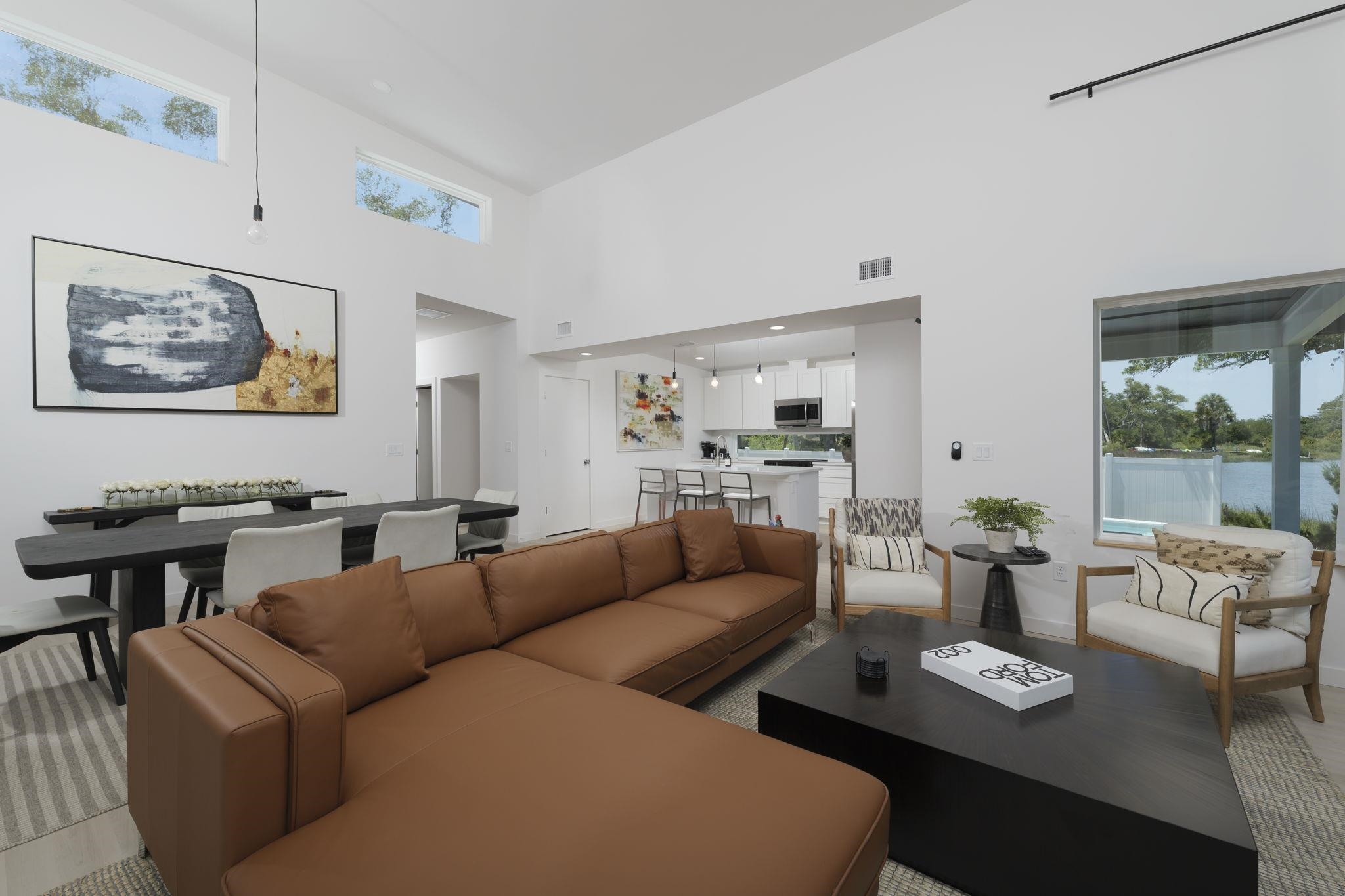 Image 10 of 40 For 26 Poinciana Cove Rd