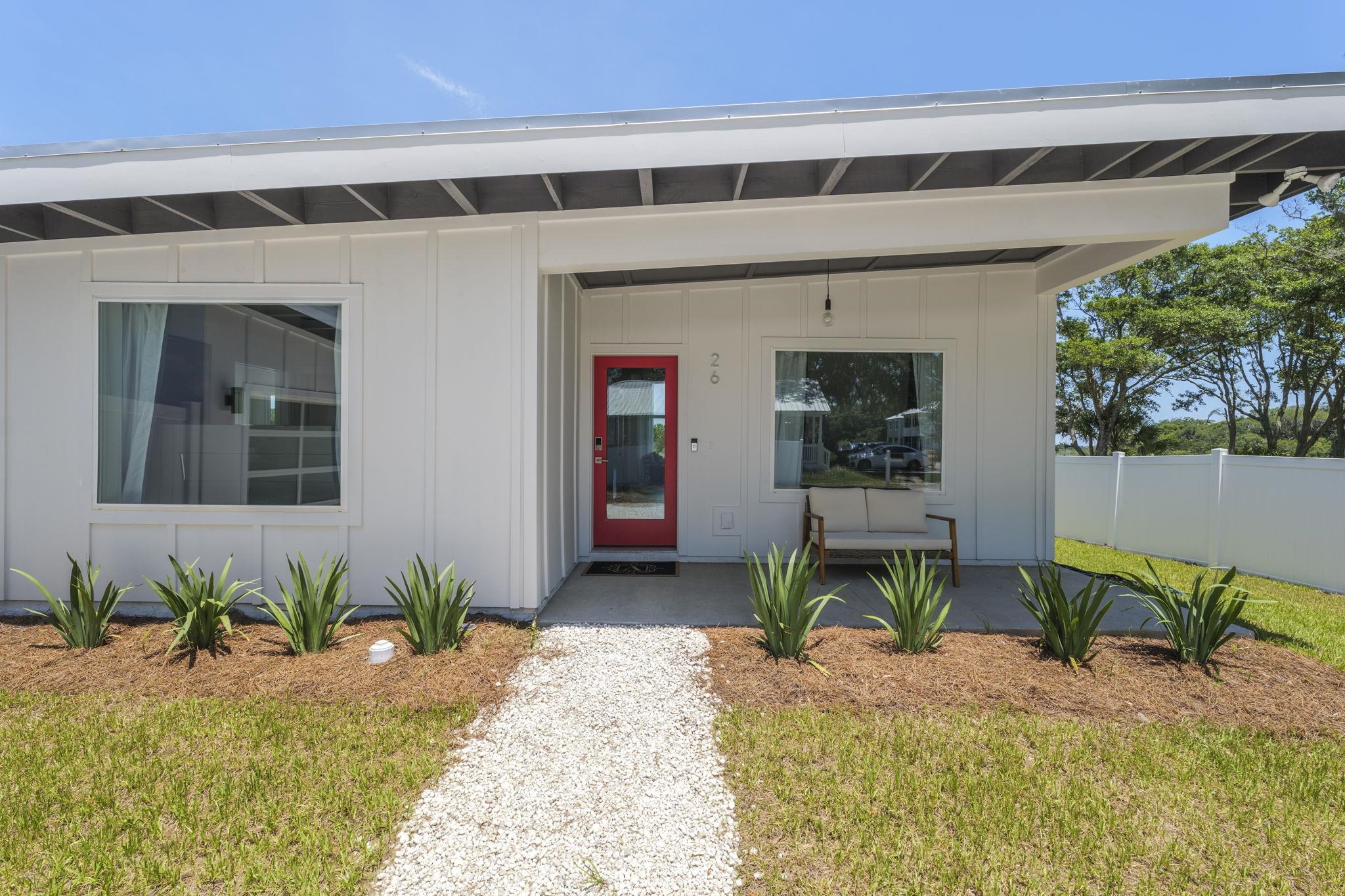 Image 4 of 40 For 26 Poinciana Cove Rd