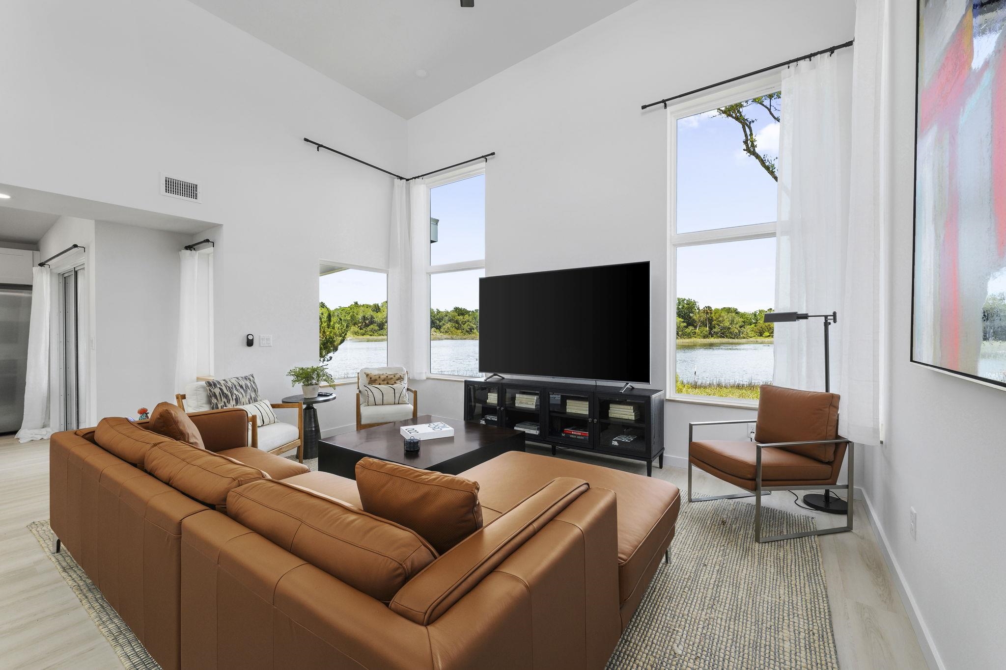 Image 9 of 40 For 26 Poinciana Cove Rd