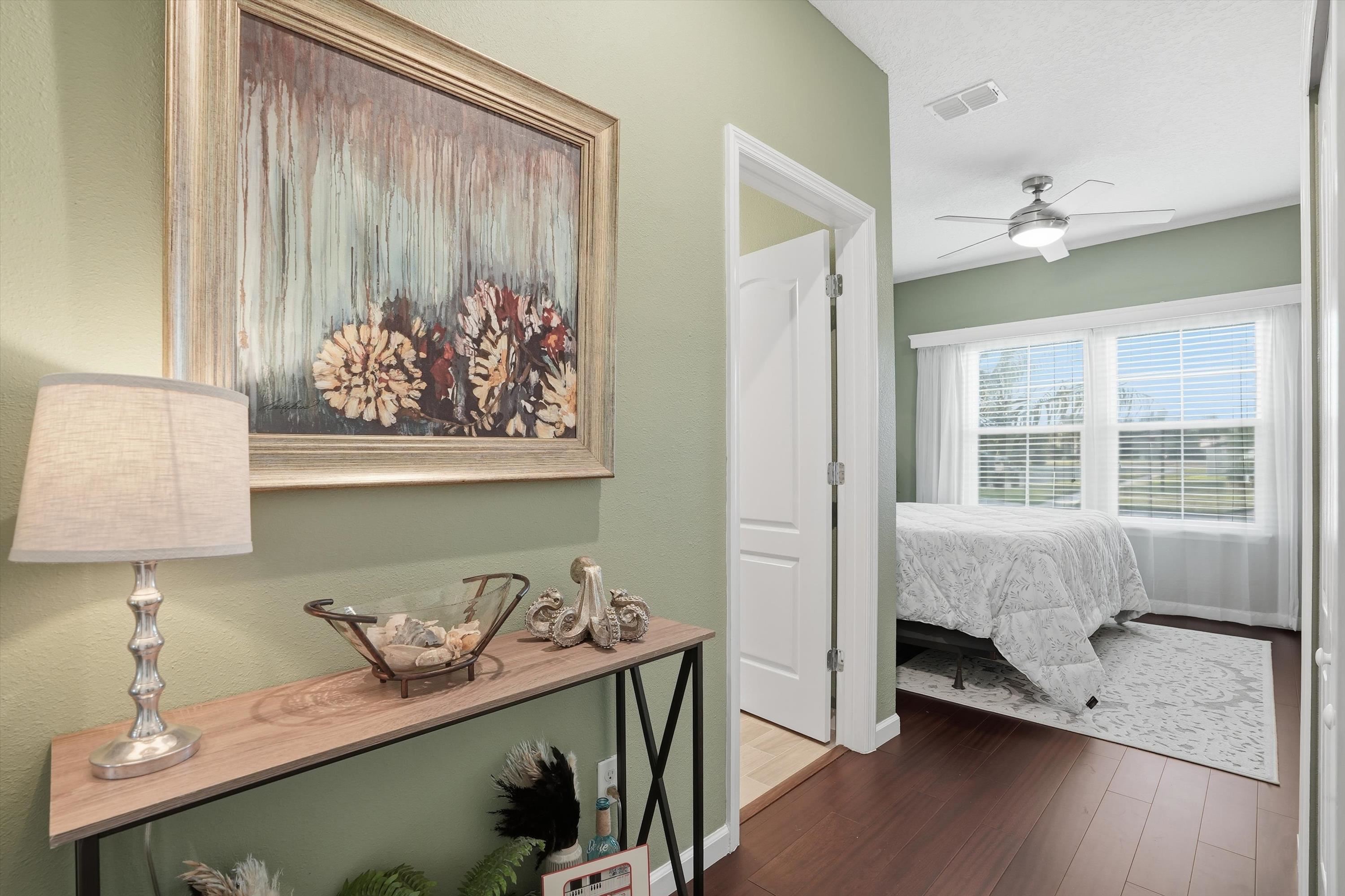 Image 20 of 45 For 20 Trumpco Dr