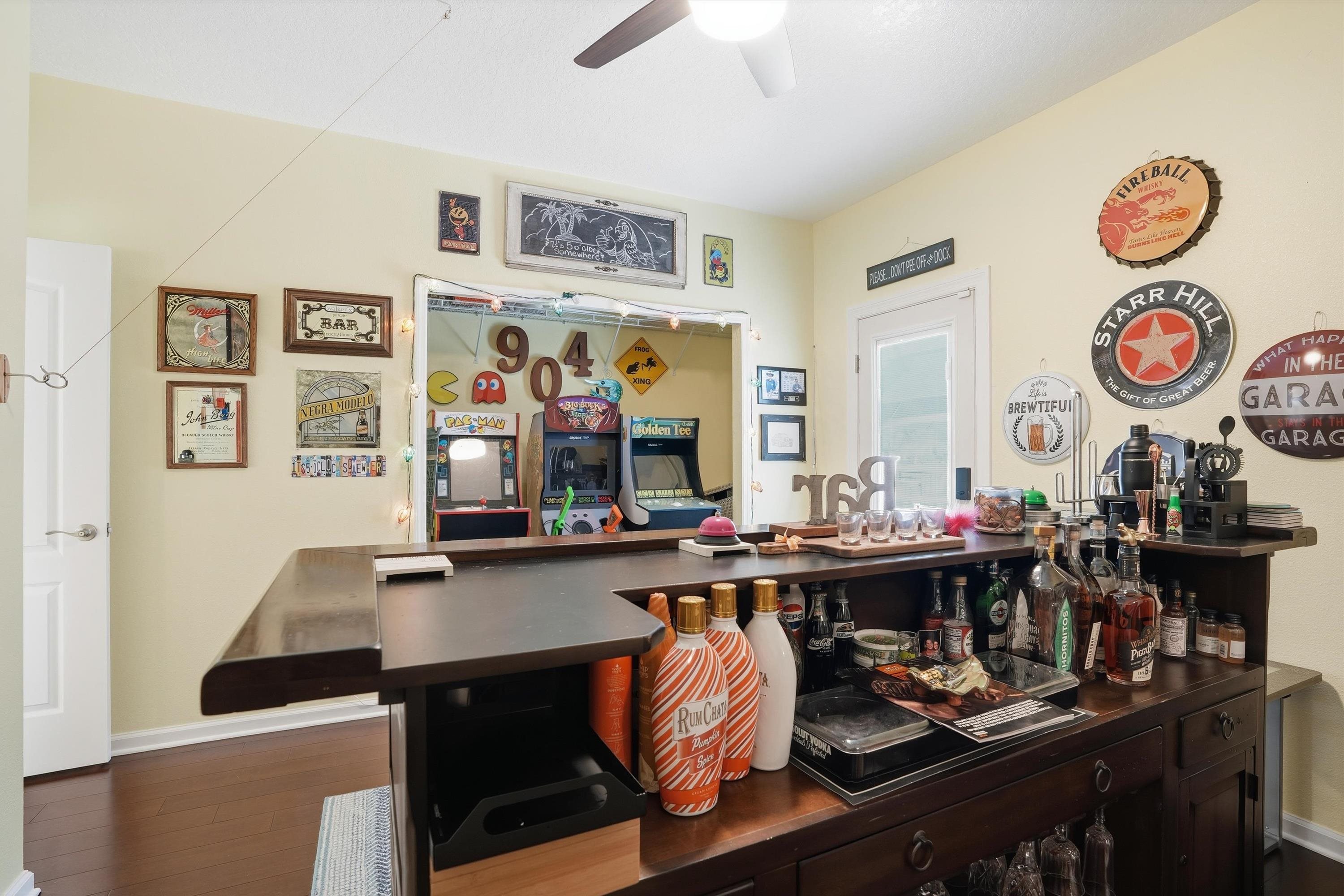 Image 24 of 45 For 20 Trumpco Dr